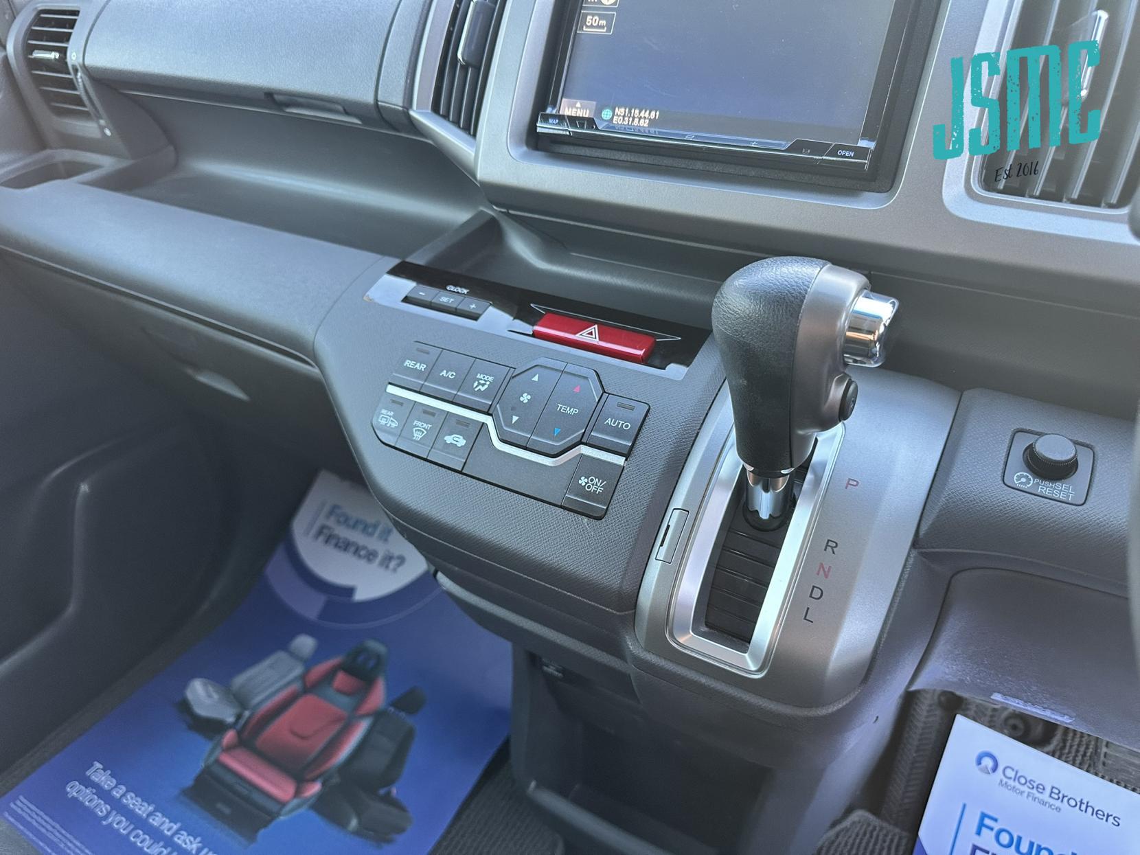 Honda Stepwagon G COMFORT SEL, Automatic, 8 Seater, petrol. 