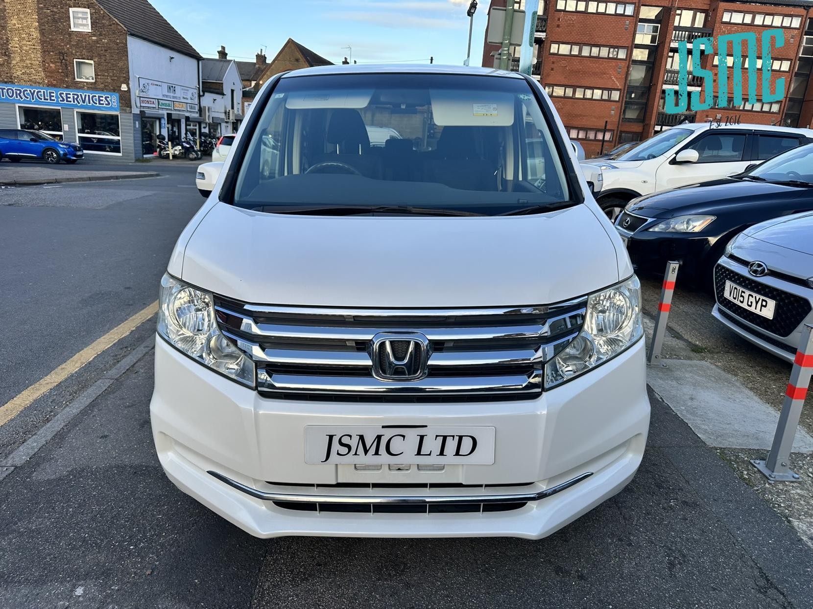 Honda Stepwagon G COMFORT SEL, Automatic, 8 Seater, petrol. 