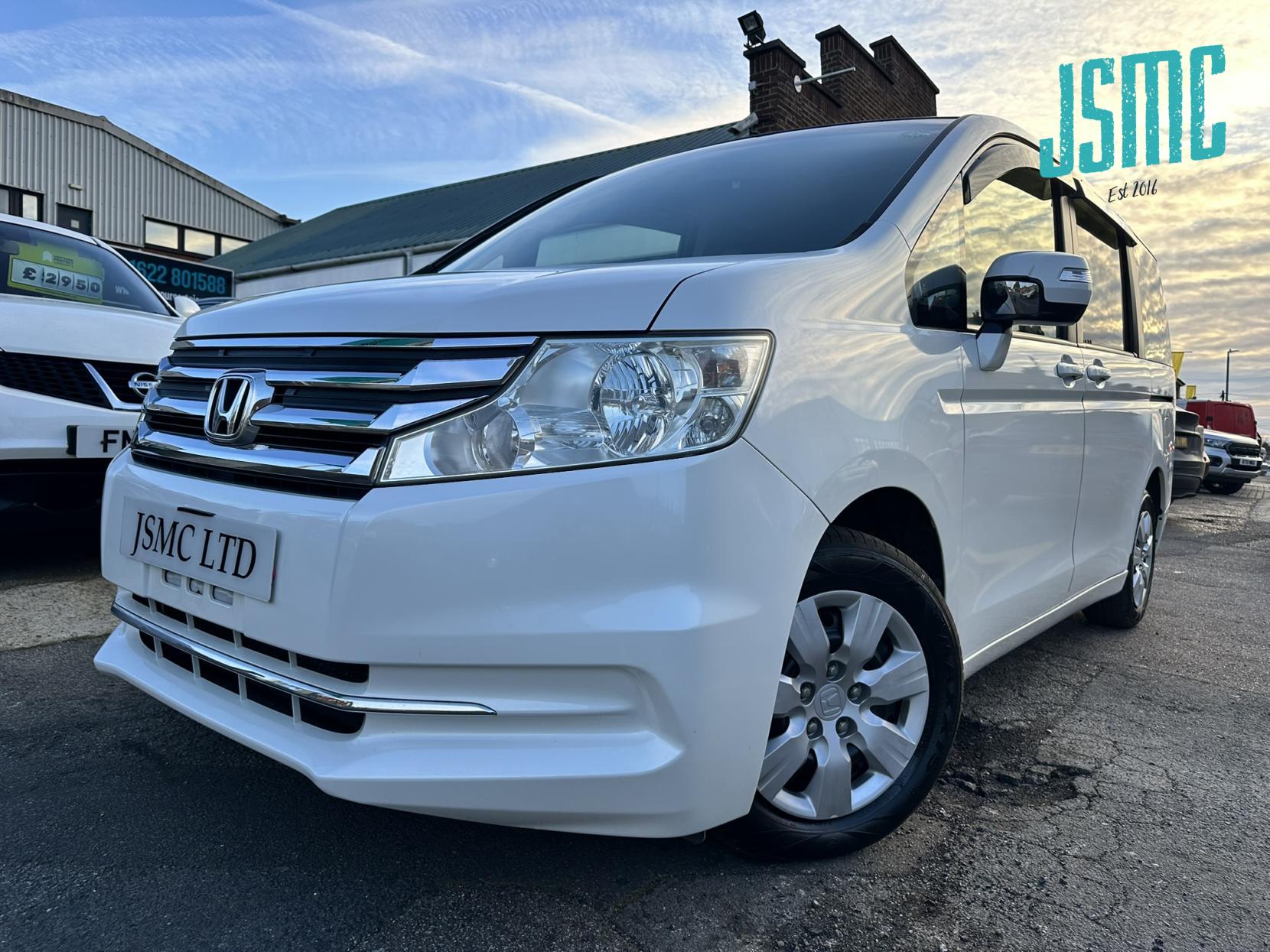 Honda Stepwagon G COMFORT SEL, Automatic, 8 Seater, petrol. 