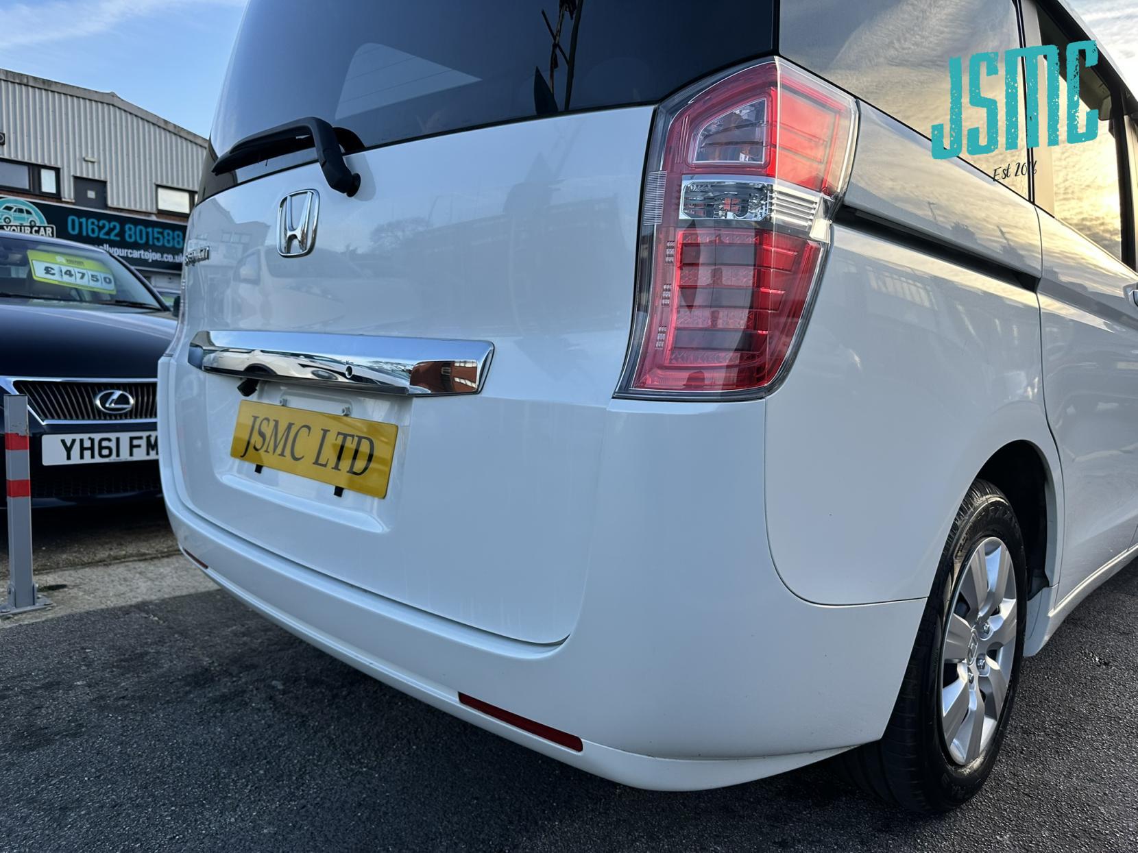 Honda Stepwagon G COMFORT SEL, Automatic, 8 Seater, petrol. 