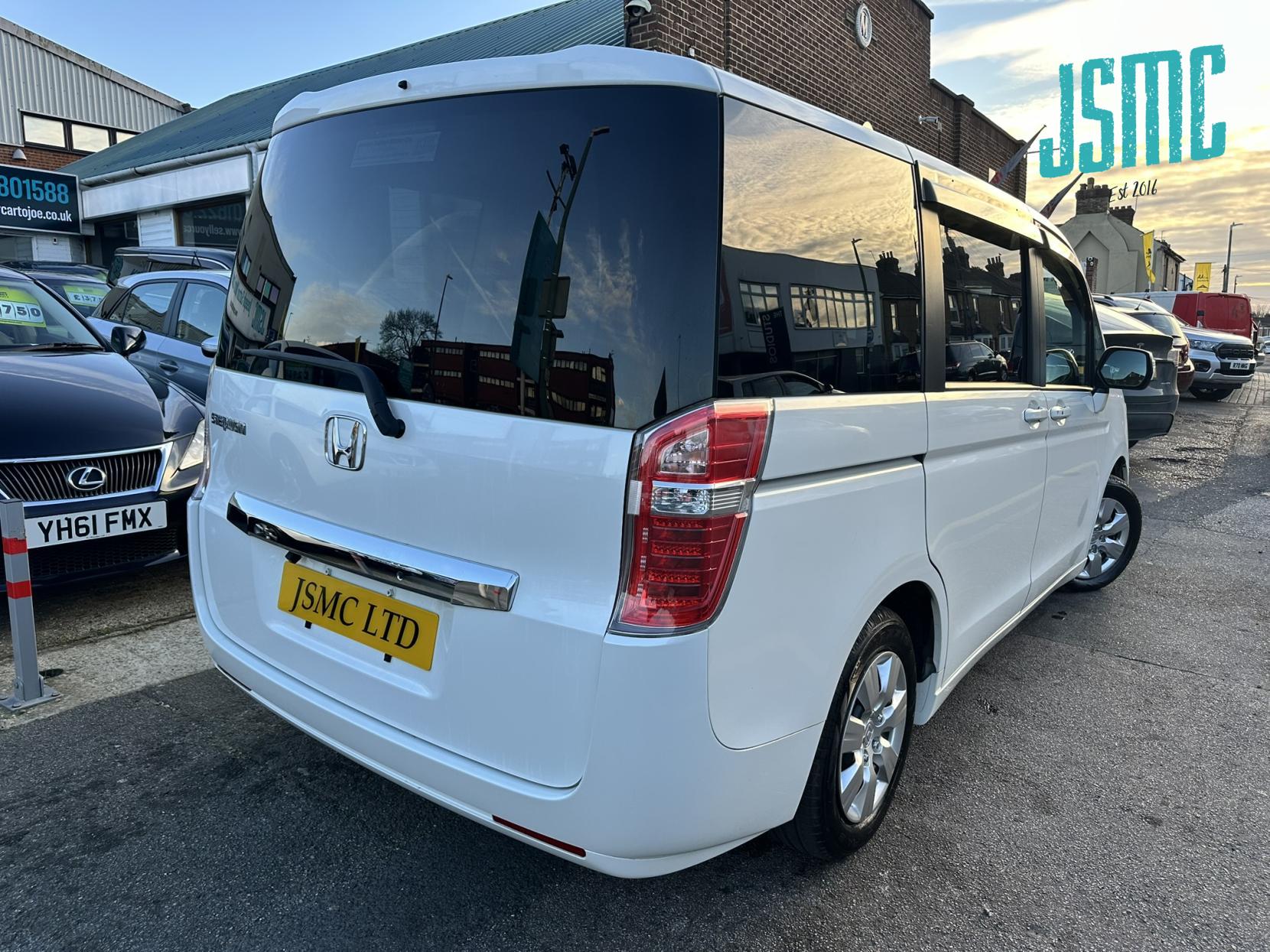 Honda Stepwagon G COMFORT SEL, Automatic, 8 Seater, petrol. 