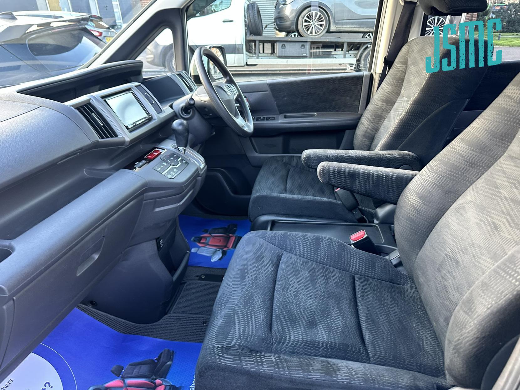 Honda Stepwagon G COMFORT SEL, Automatic, 8 Seater, petrol. 