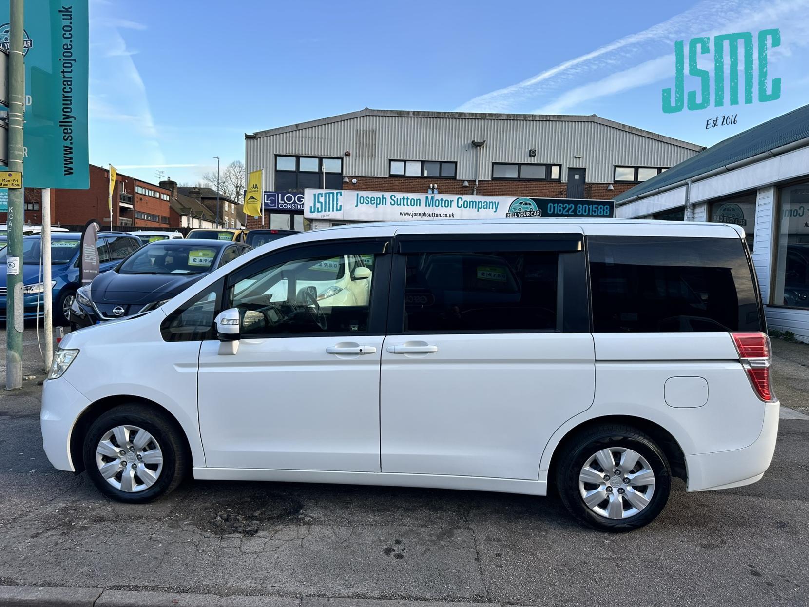 Honda Stepwagon G COMFORT SEL, Automatic, 8 Seater, petrol. 
