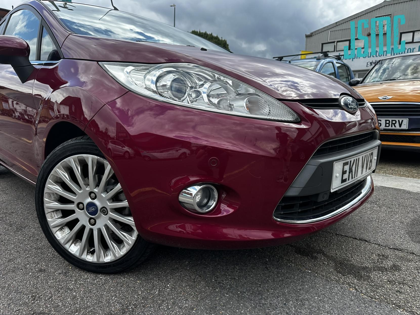 Ford Fiesta 1.4 Titanium Hatchback 5dr Petrol Manual (133 g/km, 94 bhp)