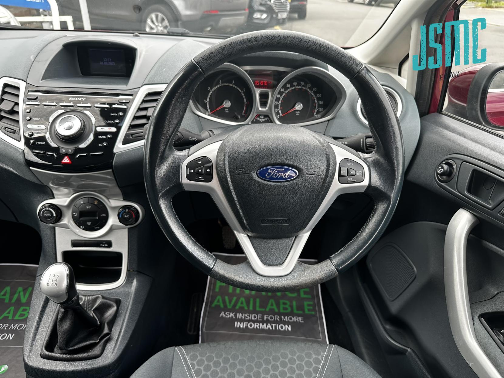 Ford Fiesta 1.4 Titanium Hatchback 5dr Petrol Manual (133 g/km, 94 bhp)