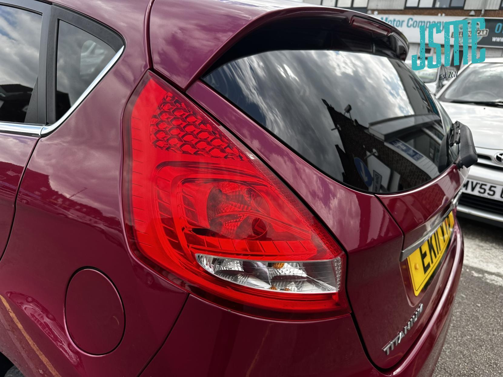 Ford Fiesta 1.4 Titanium Hatchback 5dr Petrol Manual (133 g/km, 94 bhp)