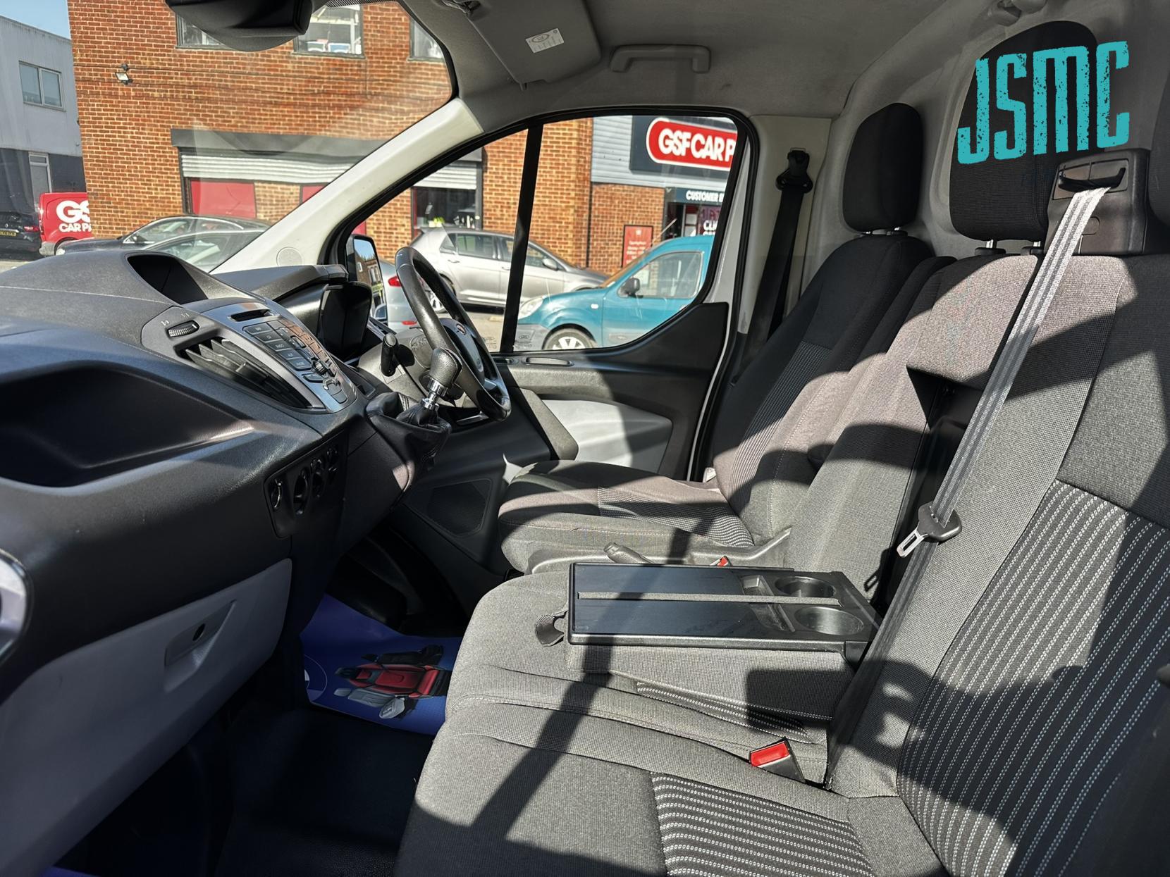 Ford Transit Custom 2.0 TDCi 340 Trend Panel Van 5dr Diesel Manual L1 H1 (166 g/km, 128 bhp)