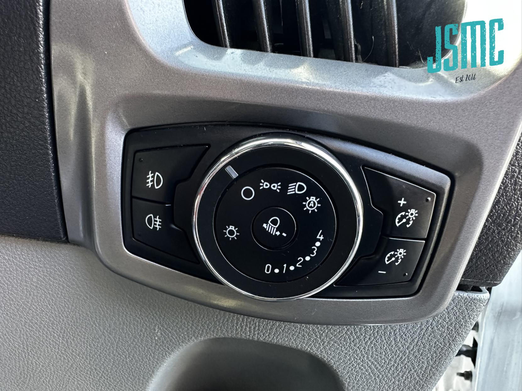 Ford Transit Custom 2.0 TDCi 340 Trend Panel Van 5dr Diesel Manual L1 H1 (166 g/km, 128 bhp)