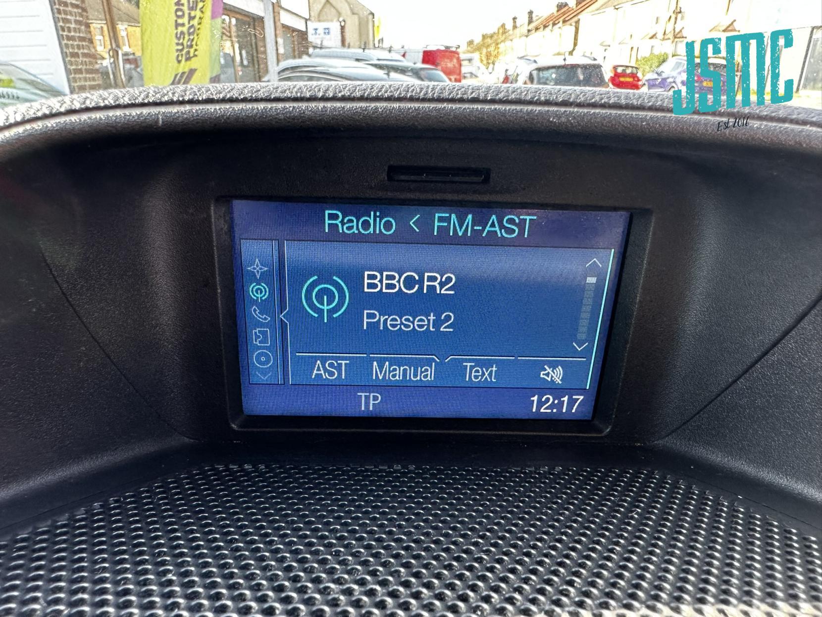 Ford Transit Custom 2.0 TDCi 340 Trend Panel Van 5dr Diesel Manual L1 H1 (166 g/km, 128 bhp)