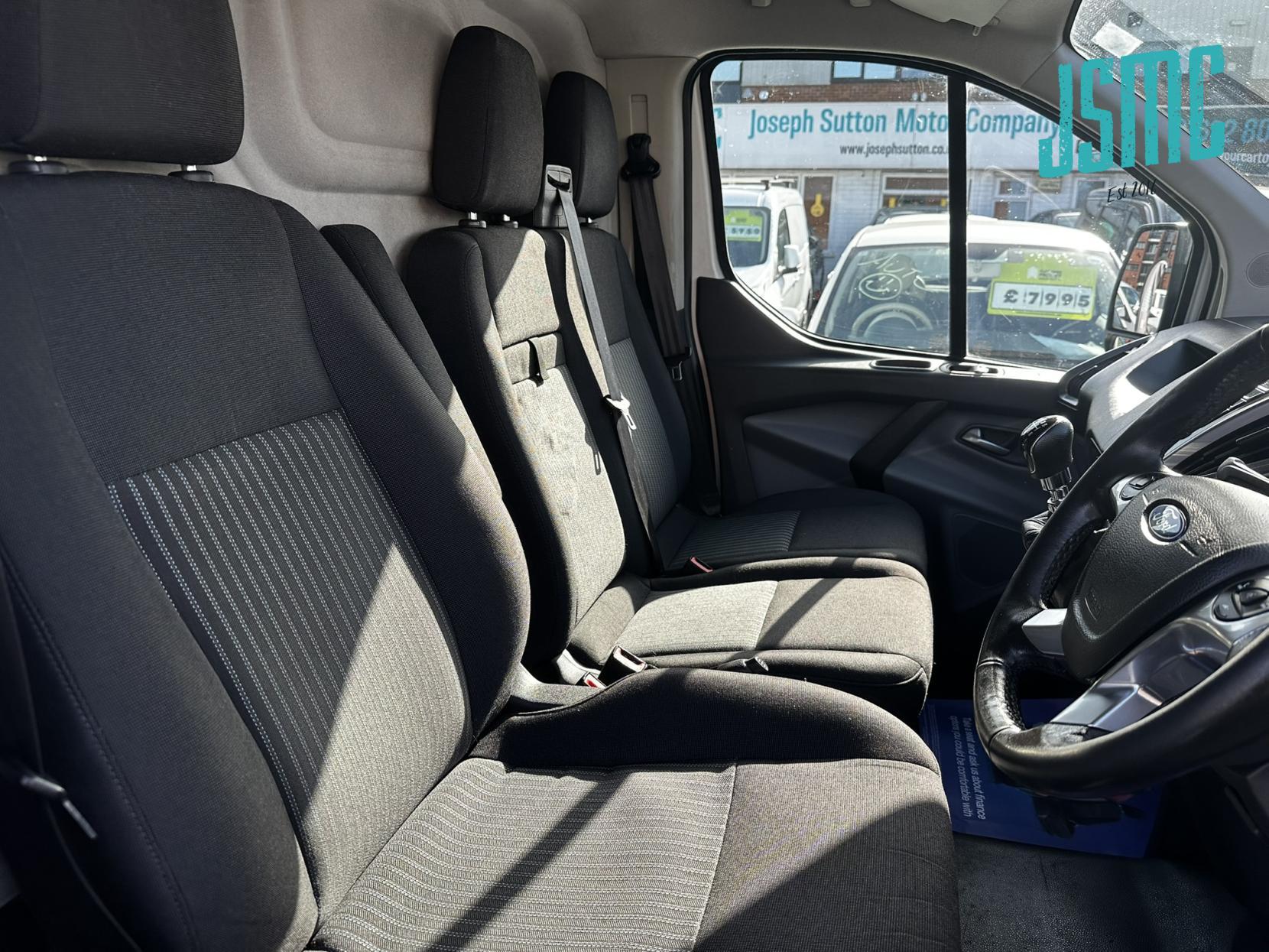 Ford Transit Custom 2.0 TDCi 340 Trend Panel Van 5dr Diesel Manual L1 H1 (166 g/km, 128 bhp)