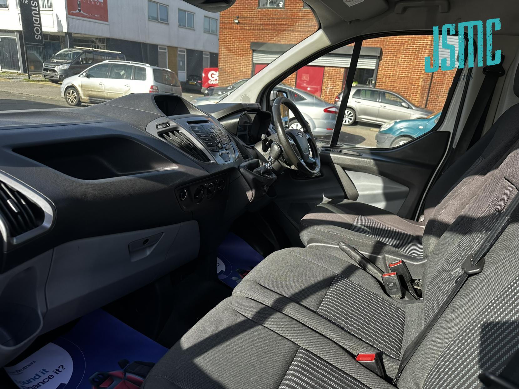 Ford Transit Custom 2.0 TDCi 340 Trend Panel Van 5dr Diesel Manual L1 H1 (166 g/km, 128 bhp)