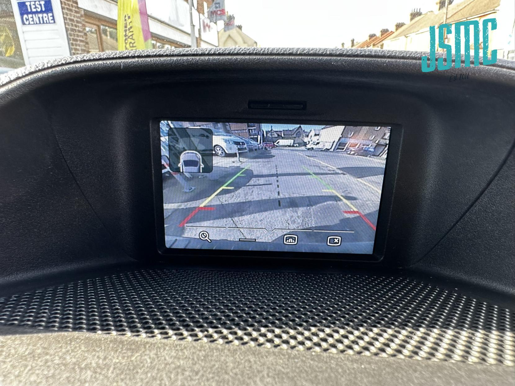 Ford Transit Custom 2.0 TDCi 340 Trend Panel Van 5dr Diesel Manual L1 H1 (166 g/km, 128 bhp)