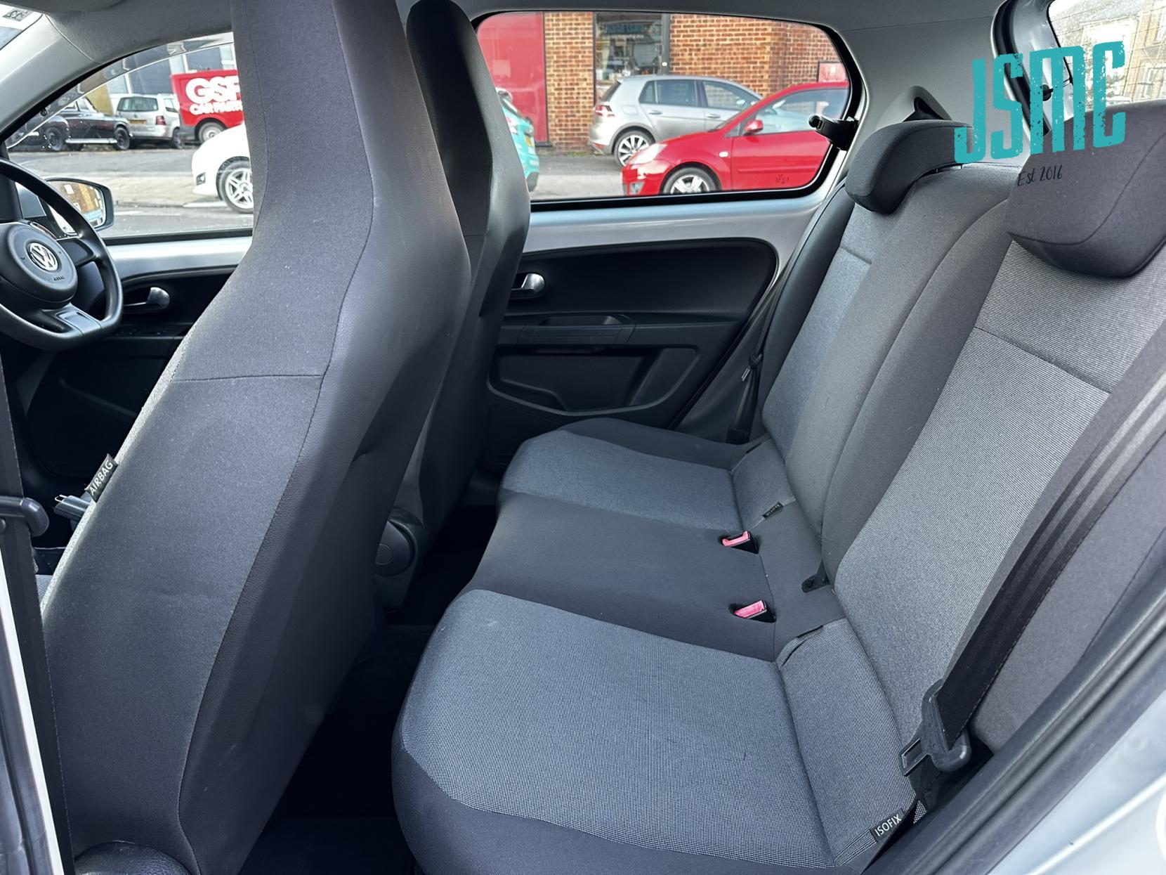 Volkswagen up! 1.0 Move up! Hatchback 5dr Petrol ASG Euro 5 (60 ps)