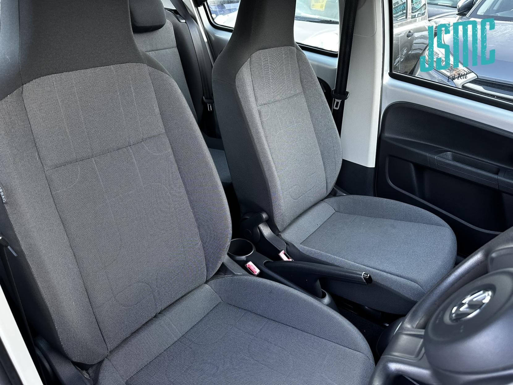 Volkswagen up! 1.0 Move up! Hatchback 5dr Petrol ASG Euro 5 (60 ps)