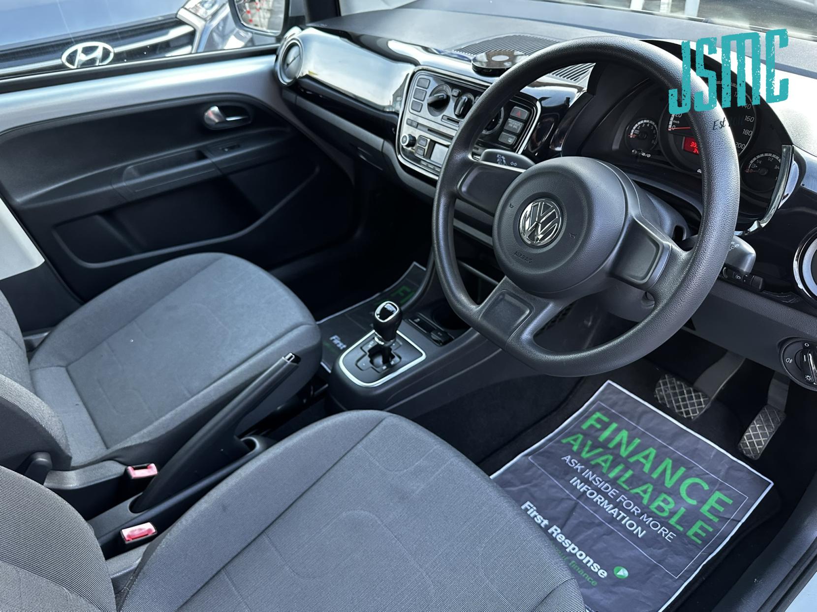 Volkswagen up! 1.0 Move up! Hatchback 5dr Petrol ASG Euro 5 (60 ps)