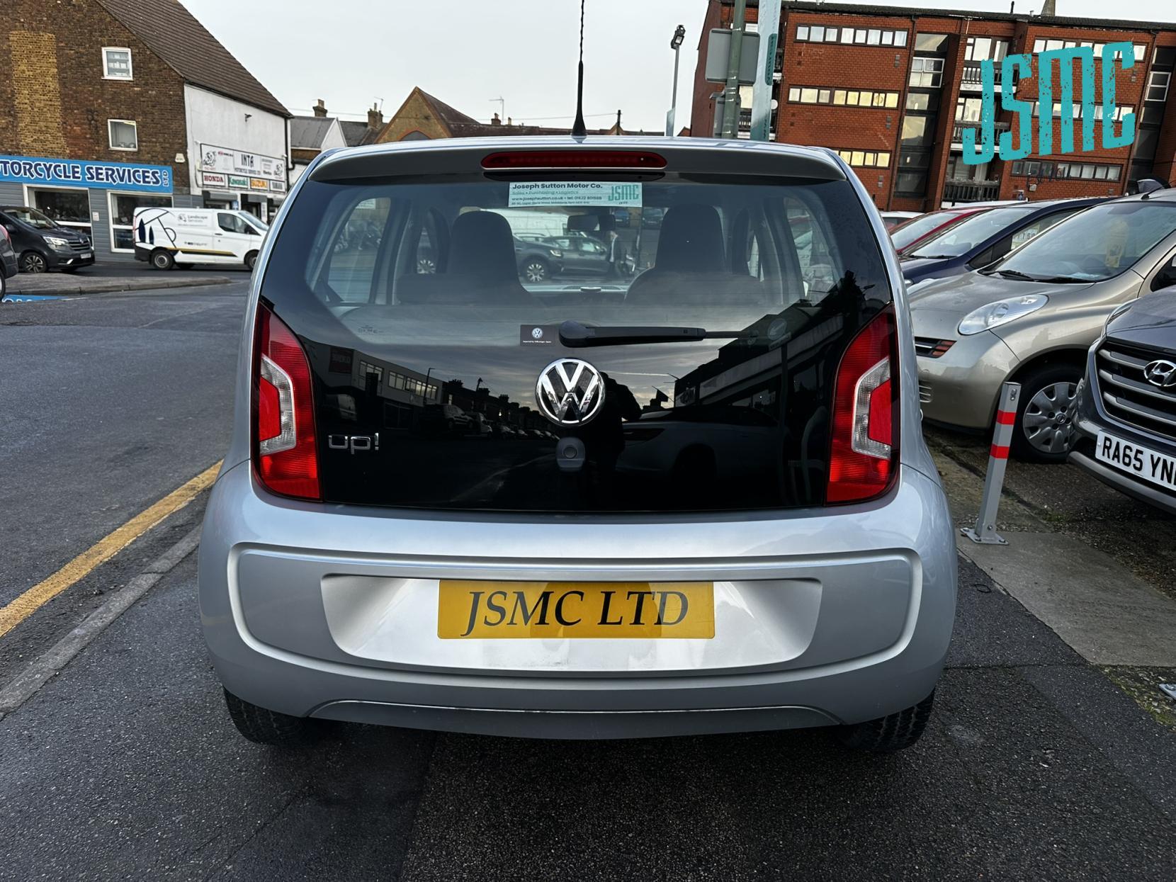 Volkswagen up! 1.0 Move up! Hatchback 5dr Petrol ASG Euro 5 (60 ps)