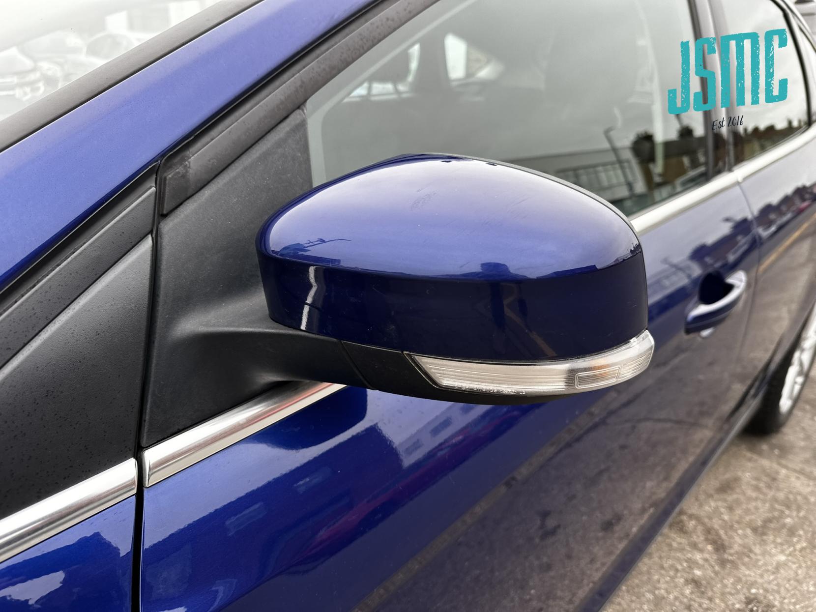 Ford Focus 1.6 TDCi Titanium Hatchback 5dr Diesel Manual Euro 5 (s/s) (115 ps)