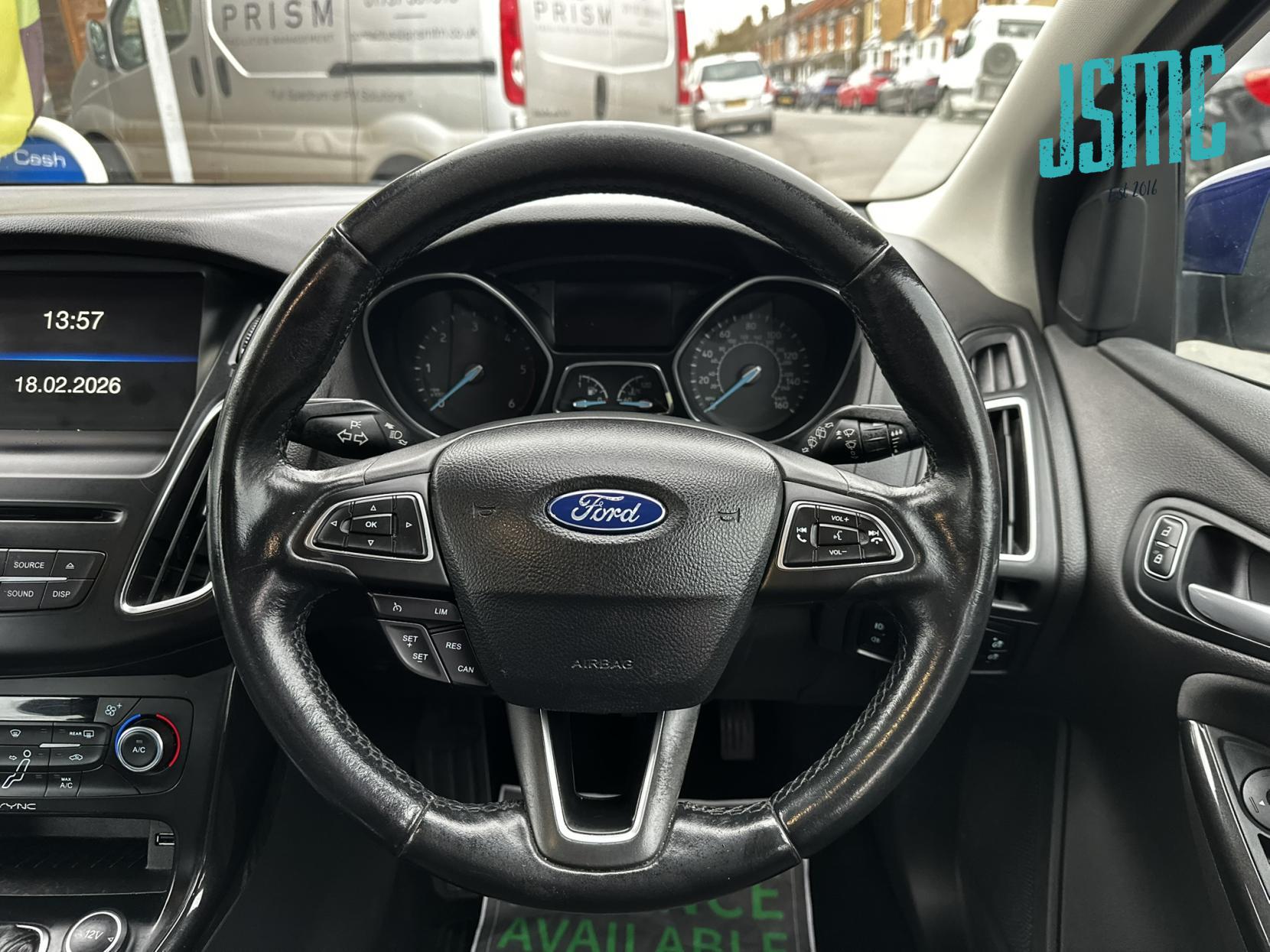 Ford Focus 1.6 TDCi Titanium Hatchback 5dr Diesel Manual Euro 5 (s/s) (115 ps)