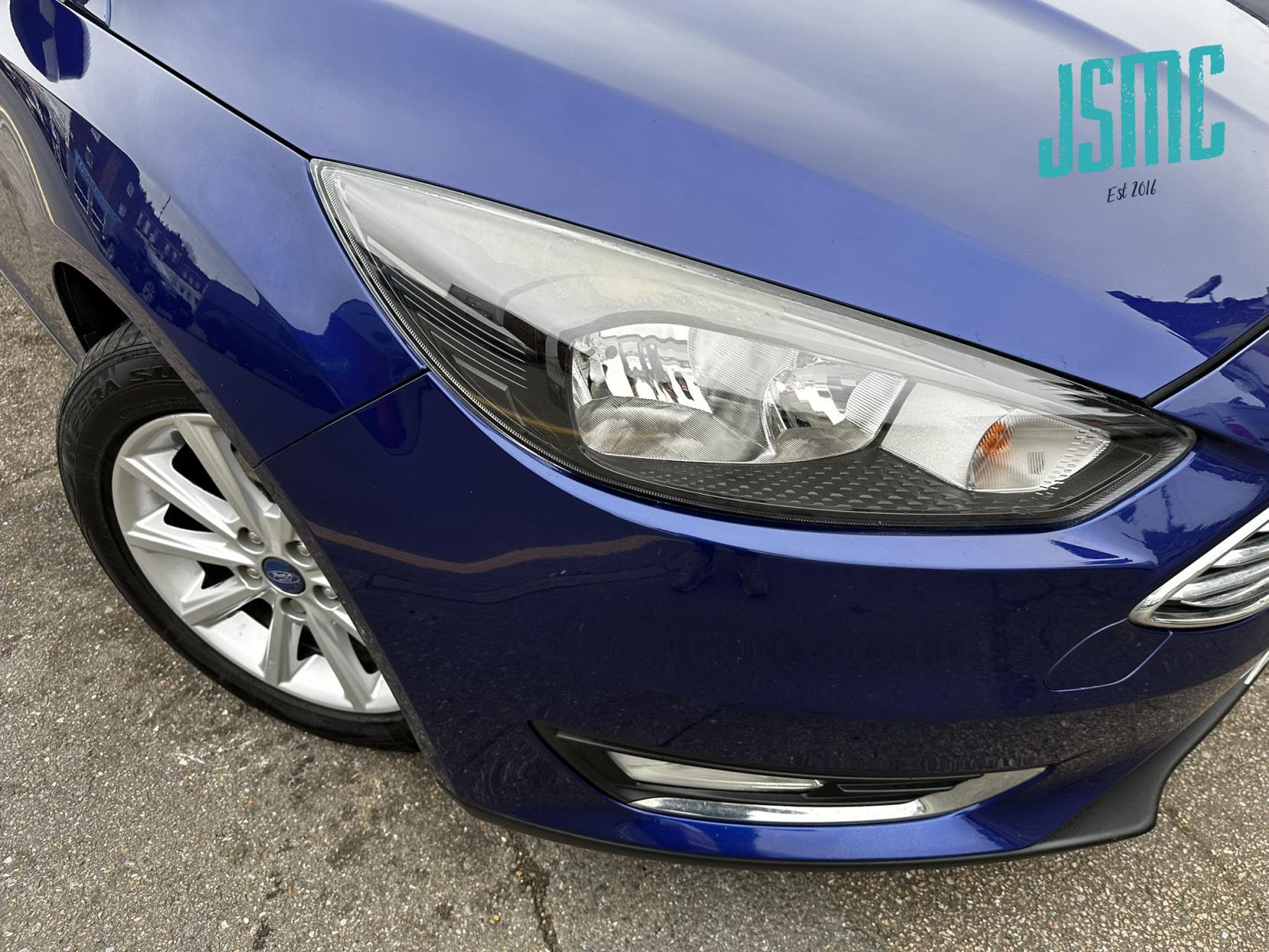 Ford Focus 1.6 TDCi Titanium Hatchback 5dr Diesel Manual Euro 5 (s/s) (115 ps)