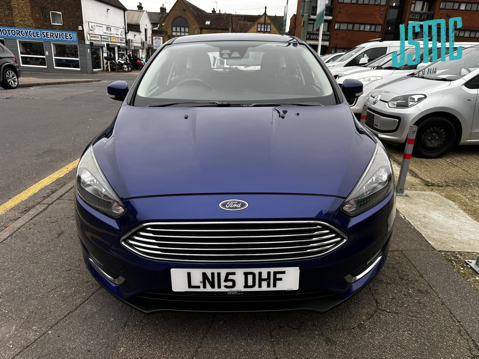 Ford Focus 1.6 TDCi Titanium Hatchback 5dr Diesel Manual Euro 5 (s/s) (115 ps)