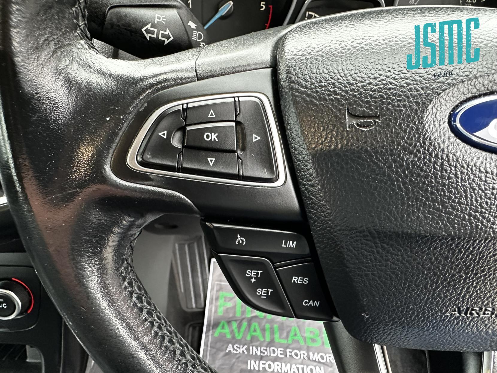 Ford Focus 1.6 TDCi Titanium Hatchback 5dr Diesel Manual Euro 5 (s/s) (115 ps)