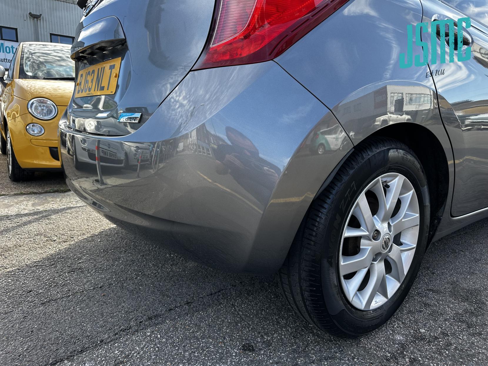 Nissan Note 1.5 dCi Acenta Premium Hatchback 5dr Diesel Manual Euro 5 (s/s) (90 ps)