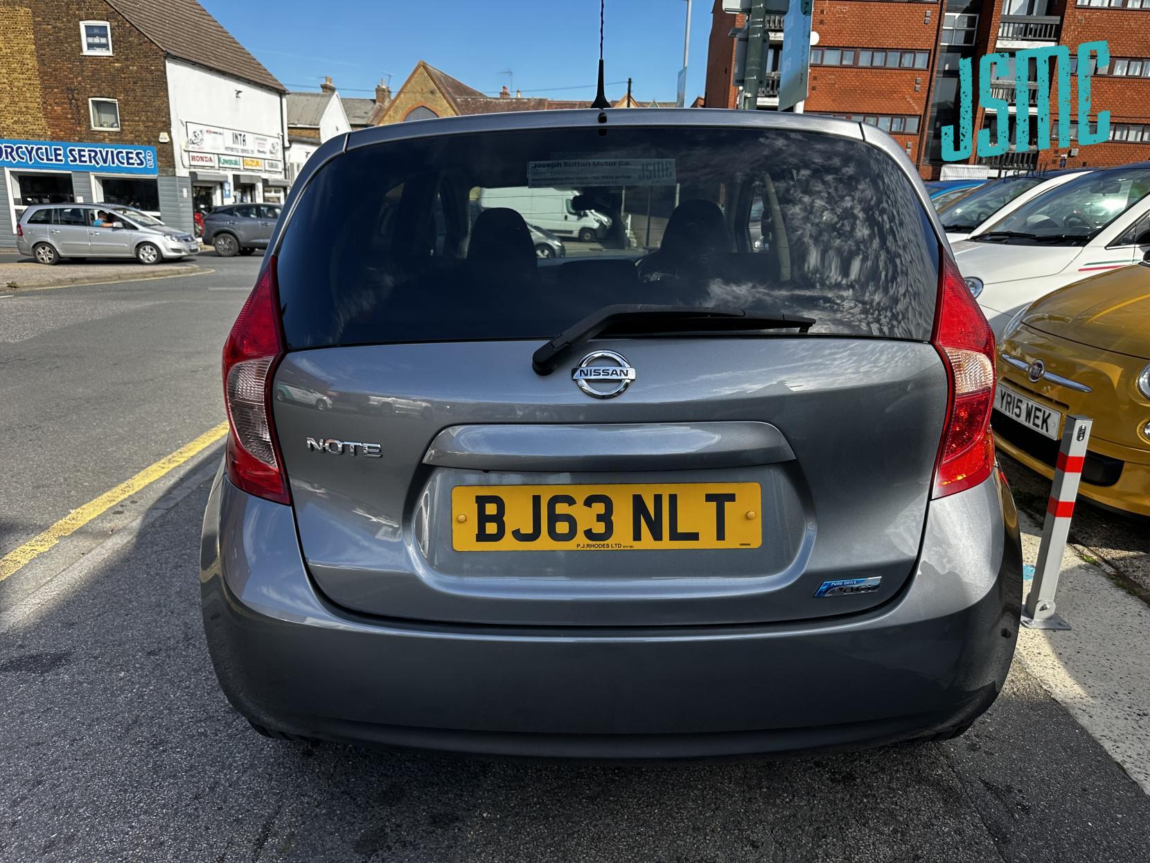 Nissan Note 1.5 dCi Acenta Premium Hatchback 5dr Diesel Manual Euro 5 (s/s) (90 ps)