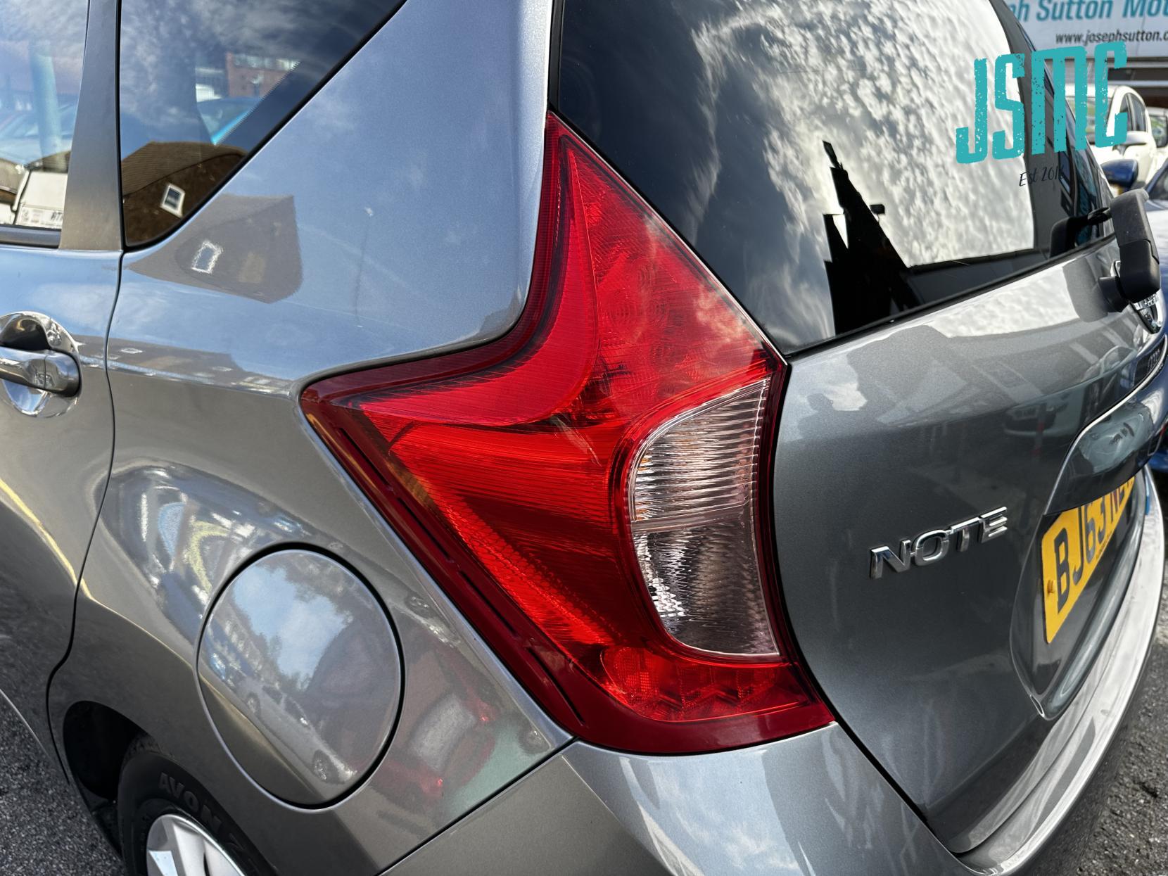 Nissan Note 1.5 dCi Acenta Premium Hatchback 5dr Diesel Manual Euro 5 (s/s) (90 ps)