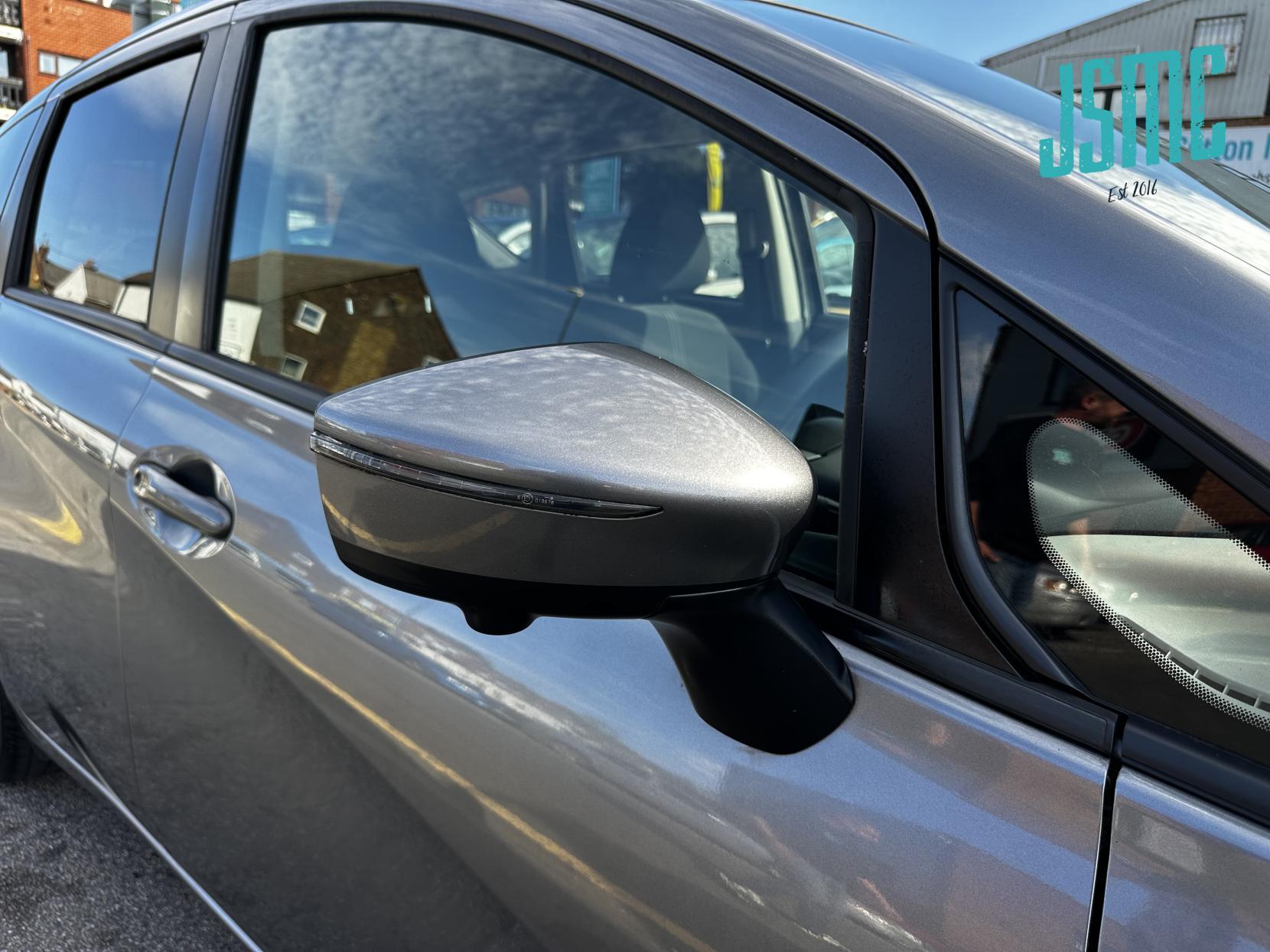 Nissan Note 1.5 dCi Acenta Premium Hatchback 5dr Diesel Manual Euro 5 (s/s) (90 ps)