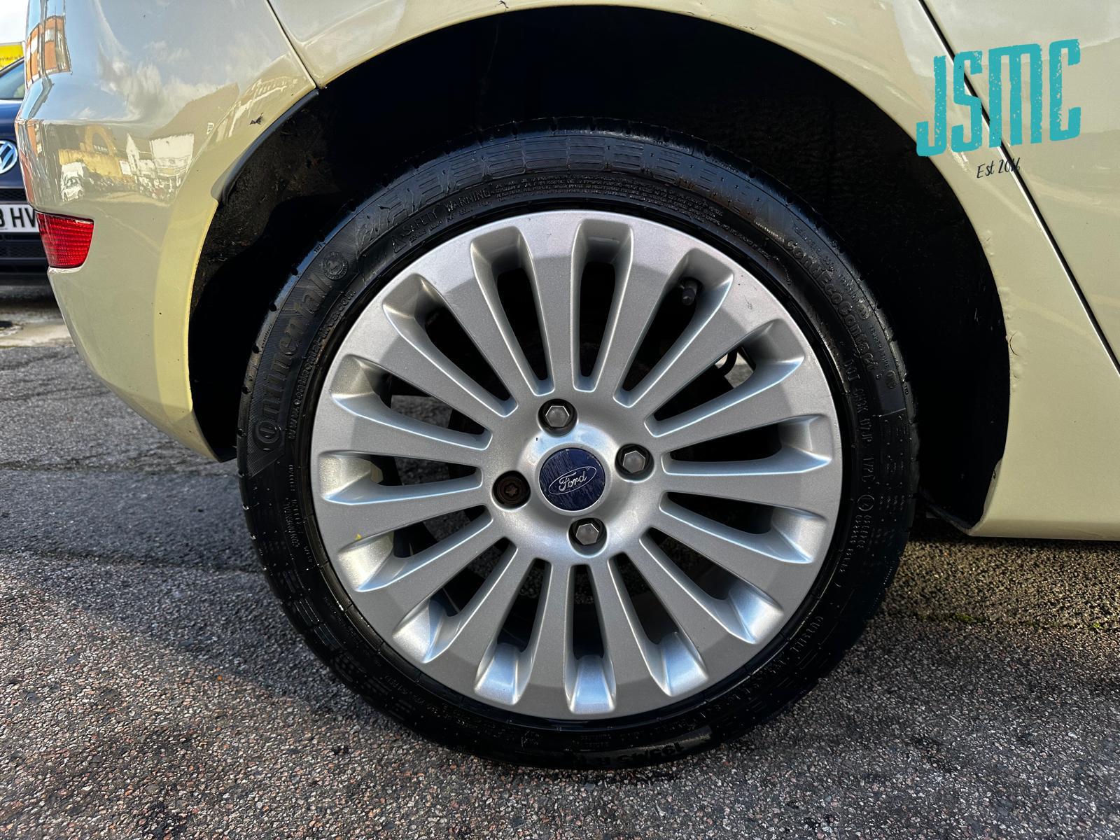 Ford Fiesta 1.4 Titanium Hatchback 5dr Petrol Automatic (154 g/km, 94 bhp)