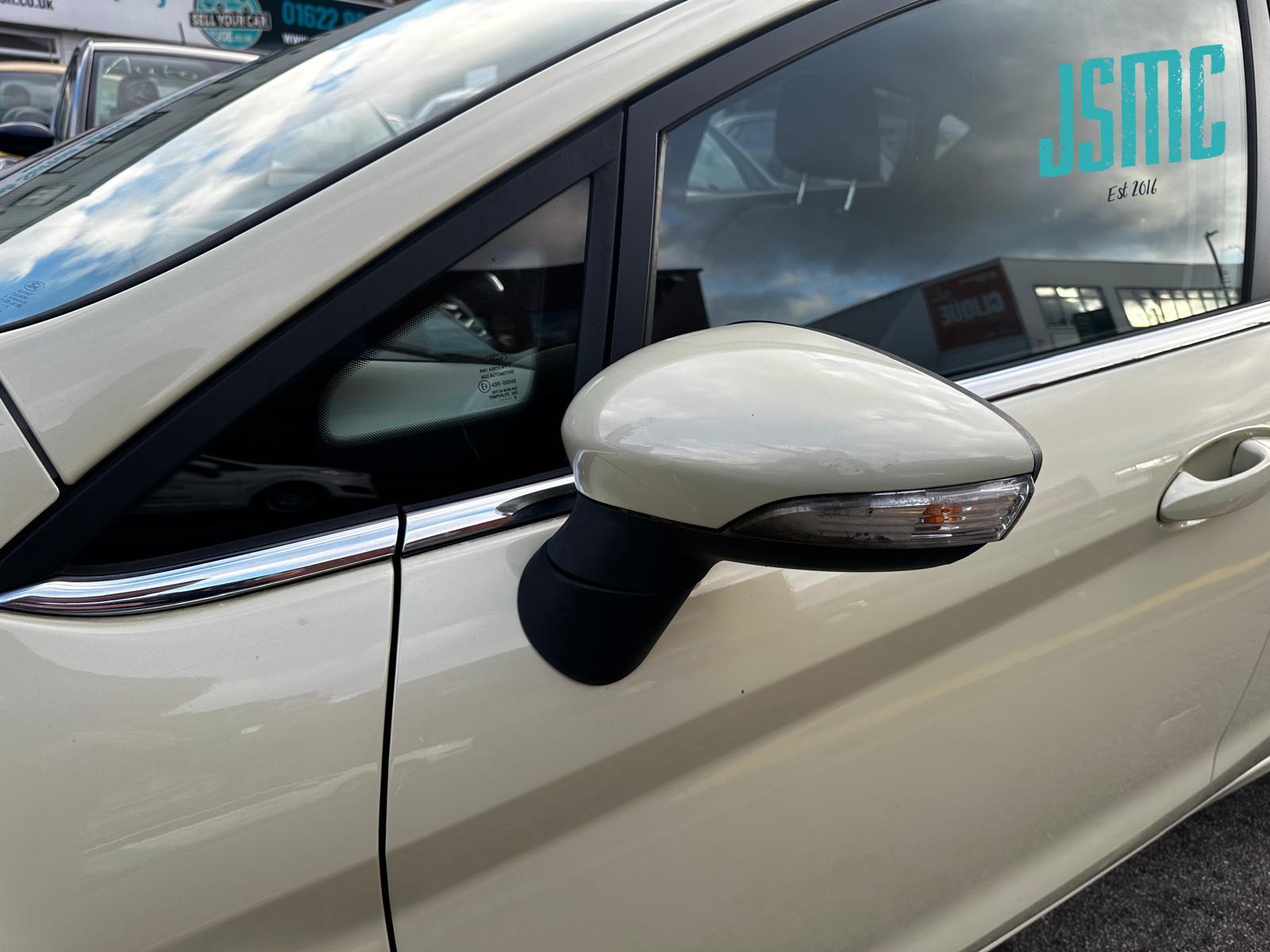 Ford Fiesta 1.4 Titanium Hatchback 5dr Petrol Automatic (154 g/km, 94 bhp)