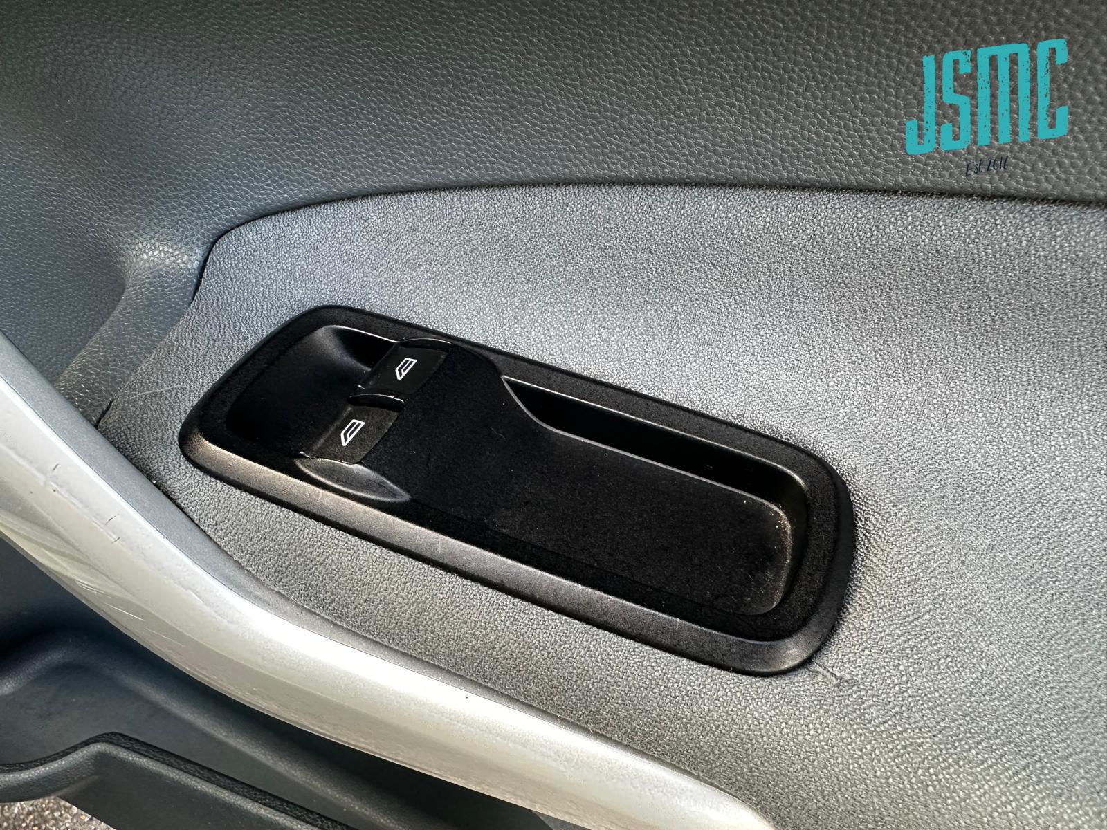 Ford Fiesta 1.4 Titanium Hatchback 5dr Petrol Automatic (154 g/km, 94 bhp)