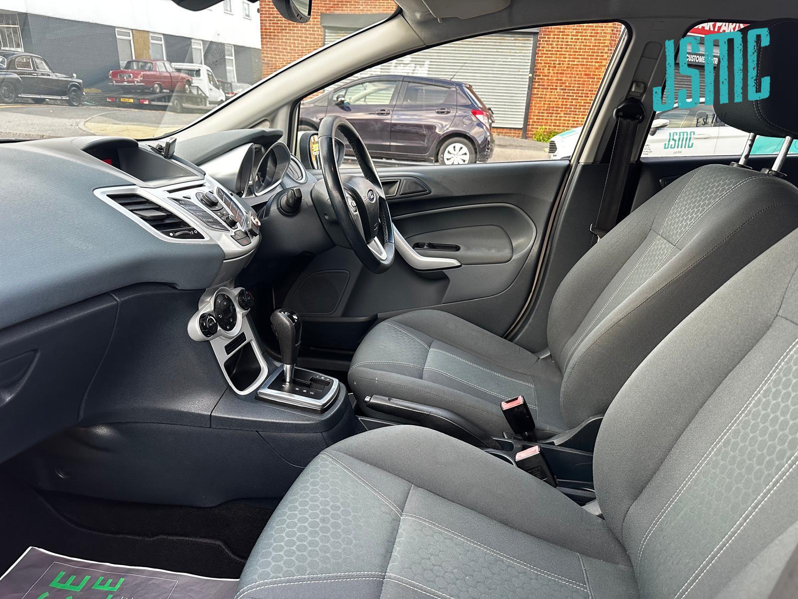 Ford Fiesta 1.4 Titanium Hatchback 5dr Petrol Automatic (154 g/km, 94 bhp)