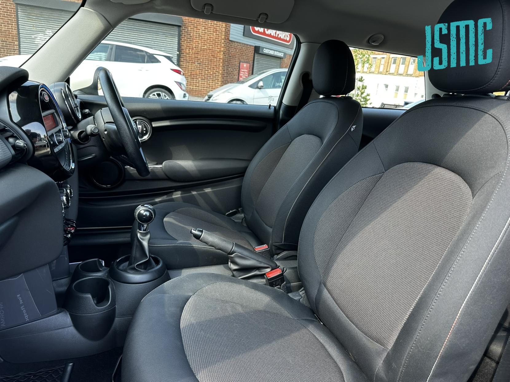 MINI Hatch 1.2 One Hatchback 3dr Petrol Manual Euro 6 (s/s) (102 ps)