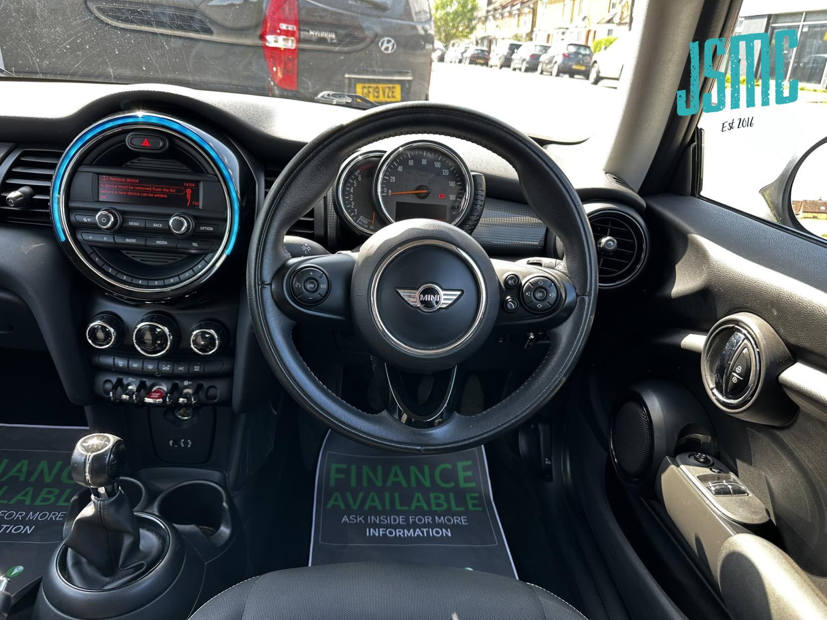 MINI Hatch 1.2 One Hatchback 3dr Petrol Manual Euro 6 (s/s) (102 ps)