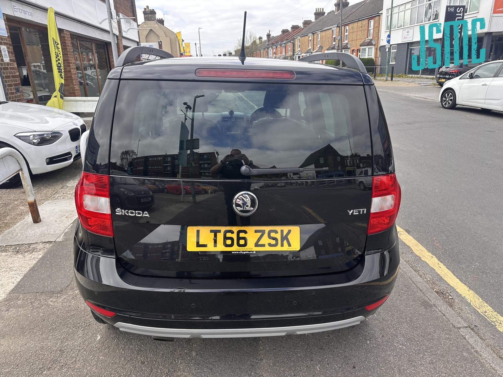 Skoda Yeti 1.2 TSI SE L SUV 5dr Petrol DSG Euro 6 (s/s) (110 ps)