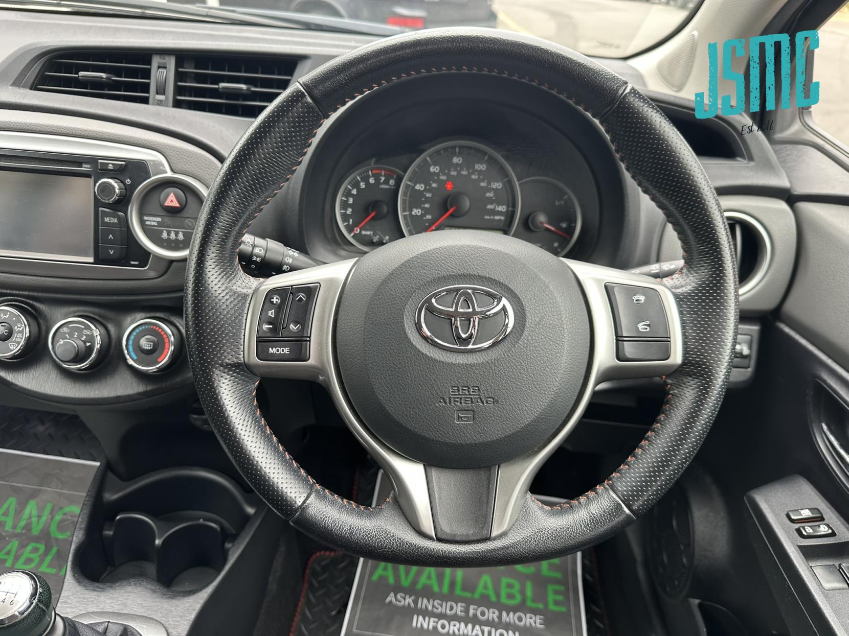 Toyota Yaris 1.33 Dual VVT-i SR Hatchback 5dr Petrol Manual Euro 5 (101 ps)