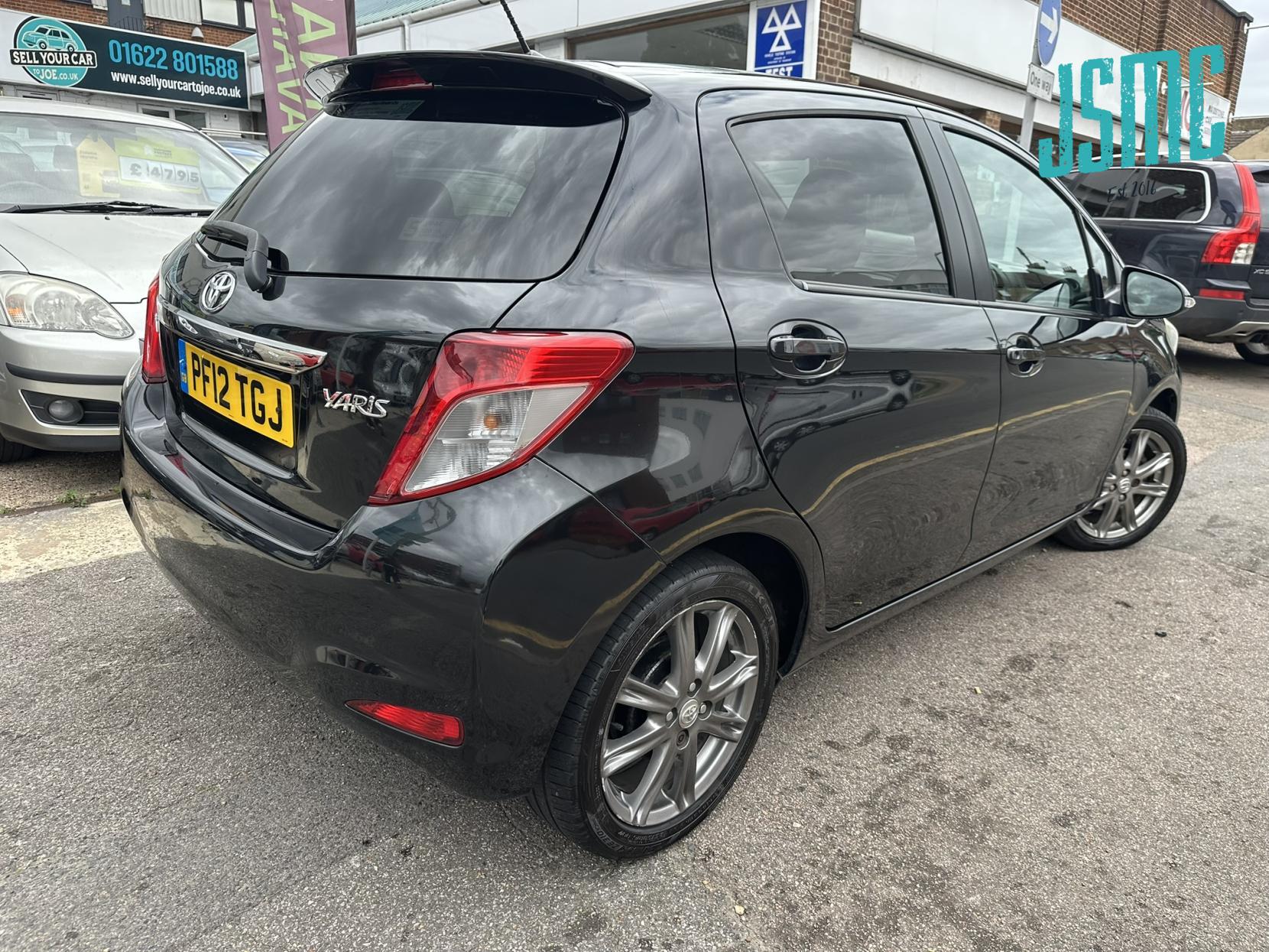 Toyota Yaris 1.33 Dual VVT-i SR Hatchback 5dr Petrol Manual Euro 5 (101 ps)