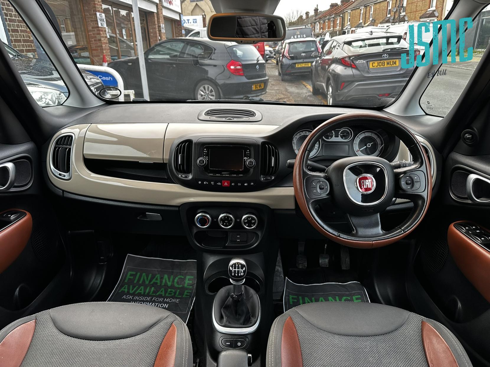 Fiat 500L 0.9 TwinAir Trekking MPV 5dr Petrol Manual Euro 6 (s/s) (105 ps)