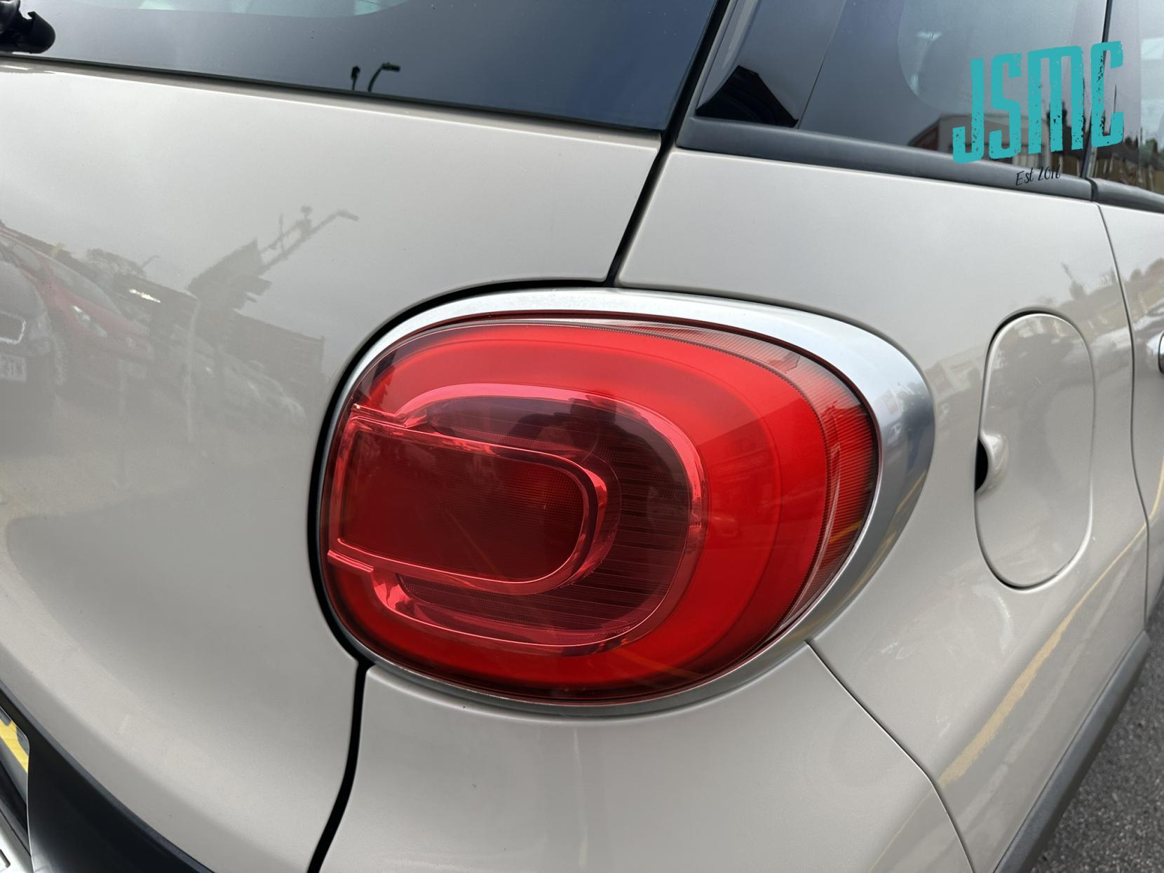 Fiat 500L 0.9 TwinAir Trekking MPV 5dr Petrol Manual Euro 6 (s/s) (105 ps)