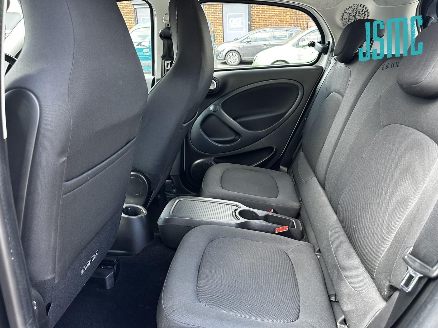 Smart forfour 0.9T Passion Hatchback 5dr Petrol Manual Euro 6 (s/s) (90 ps)