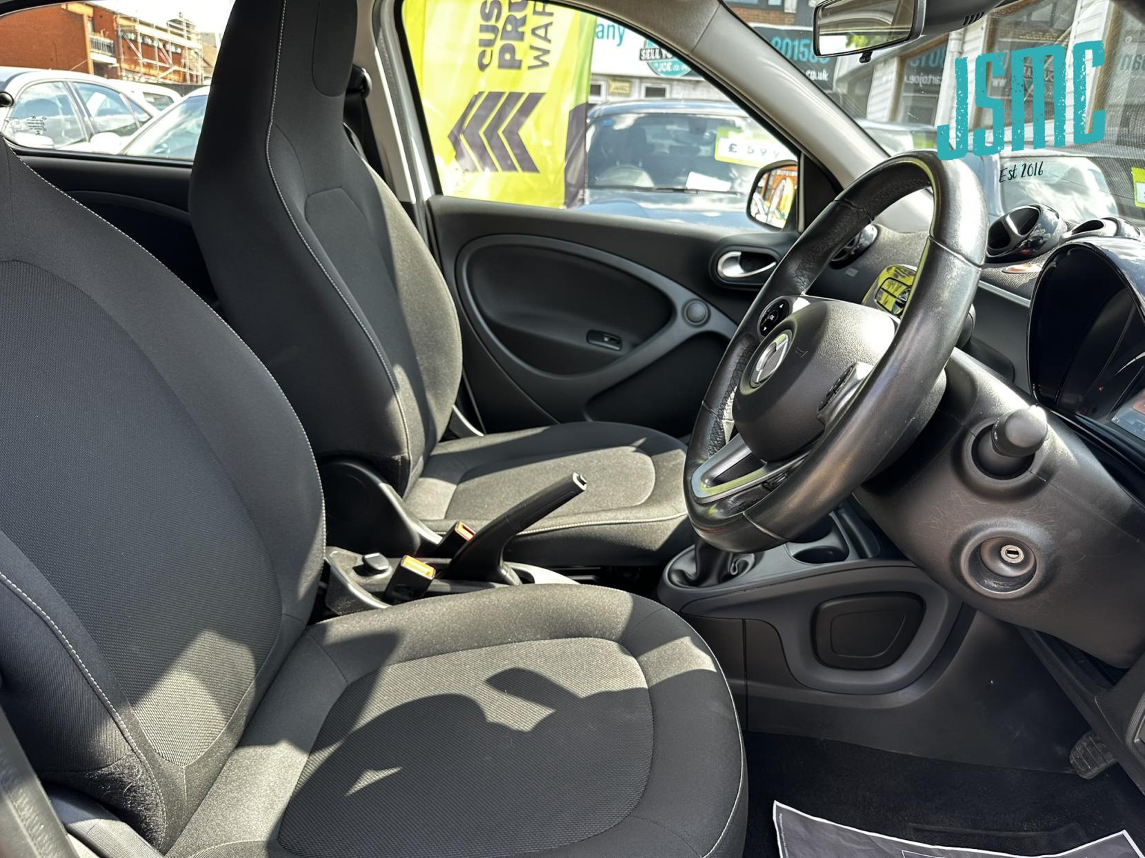 Smart forfour 0.9T Passion Hatchback 5dr Petrol Manual Euro 6 (s/s) (90 ps)