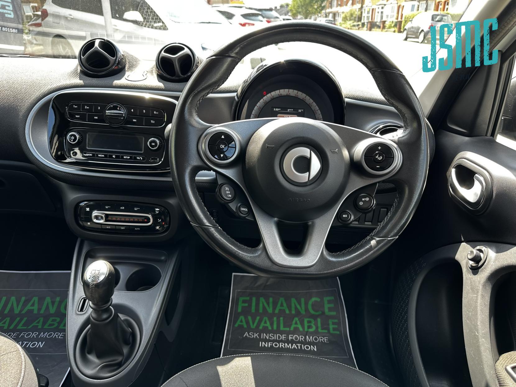 Smart forfour 0.9T Passion Hatchback 5dr Petrol Manual Euro 6 (s/s) (90 ps)