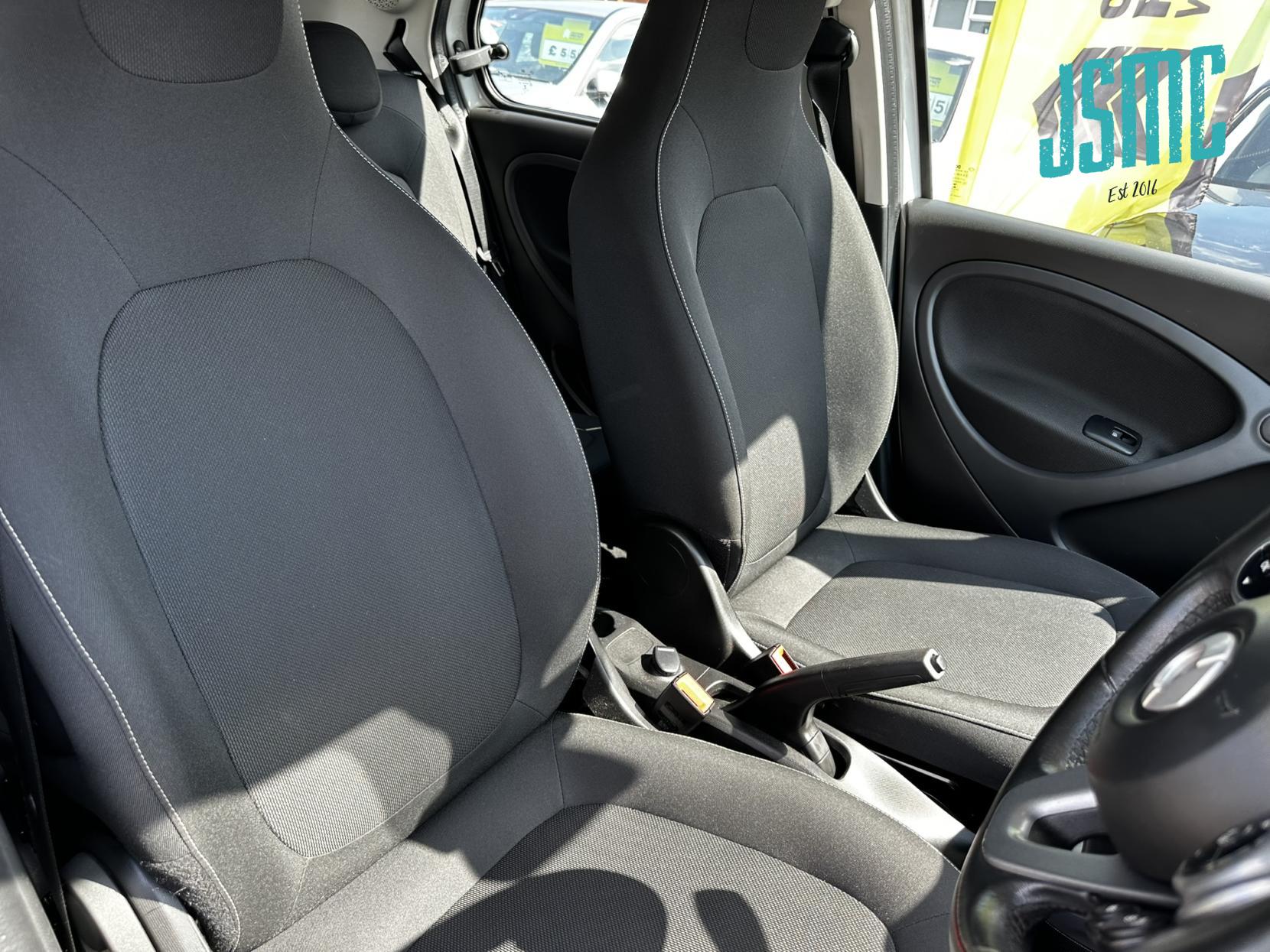 Smart forfour 0.9T Passion Hatchback 5dr Petrol Manual Euro 6 (s/s) (90 ps)