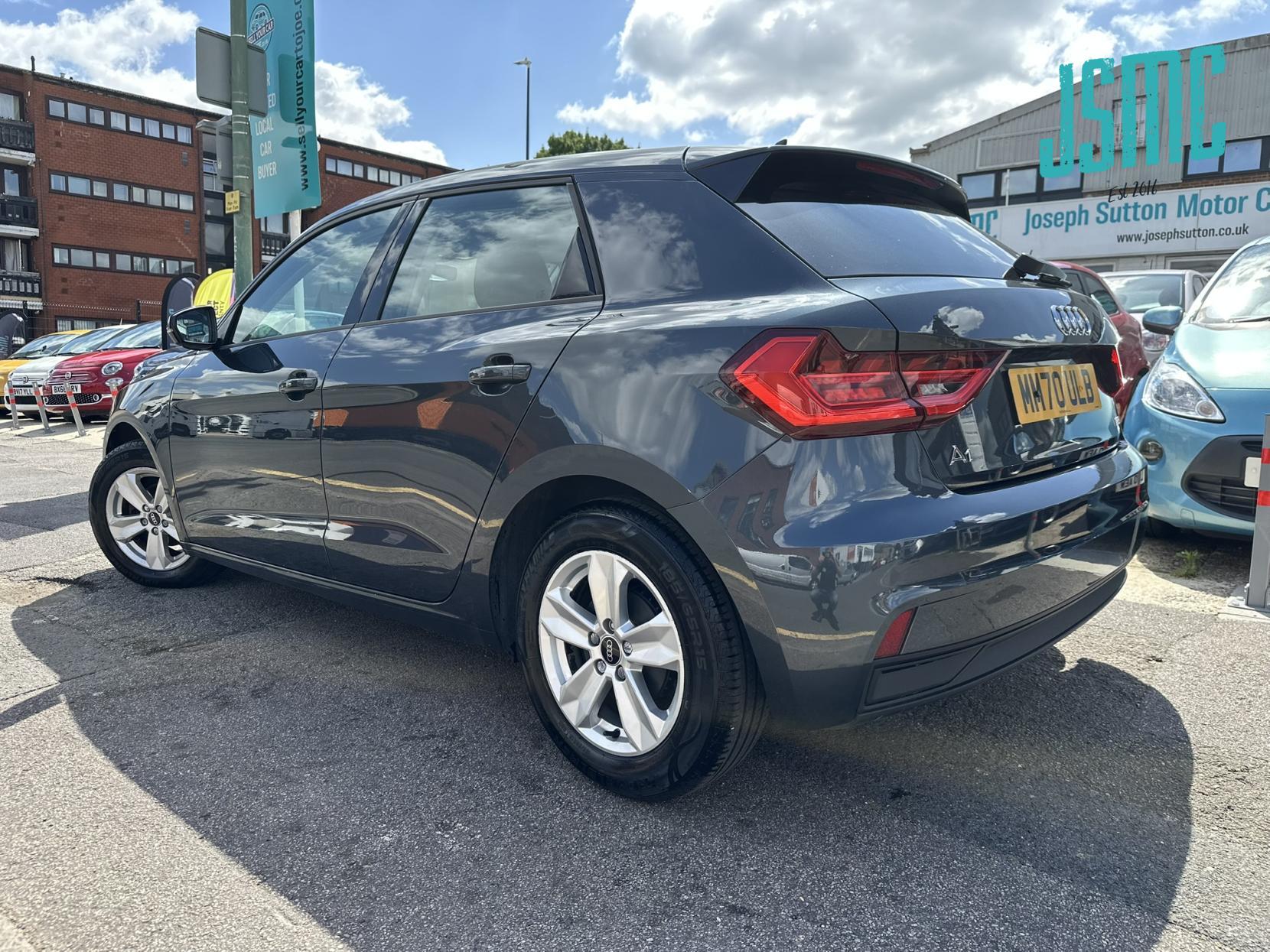 Audi A1 1.0 TFSI 25 Technik Sportback 5dr Petrol Manual Euro 6 (s/s) (95 ps)