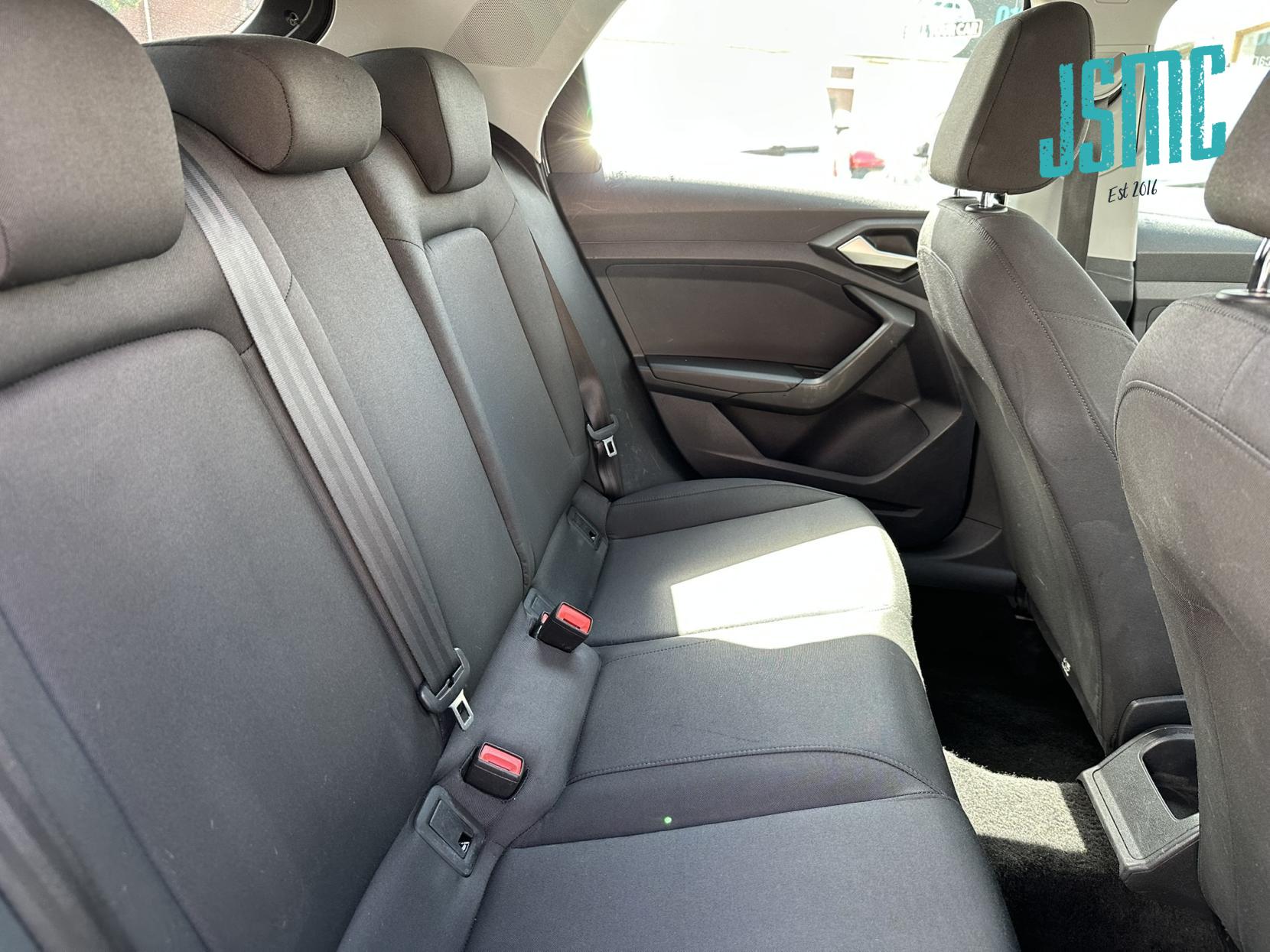 Audi A1 1.0 TFSI 25 Technik Sportback 5dr Petrol Manual Euro 6 (s/s) (95 ps)