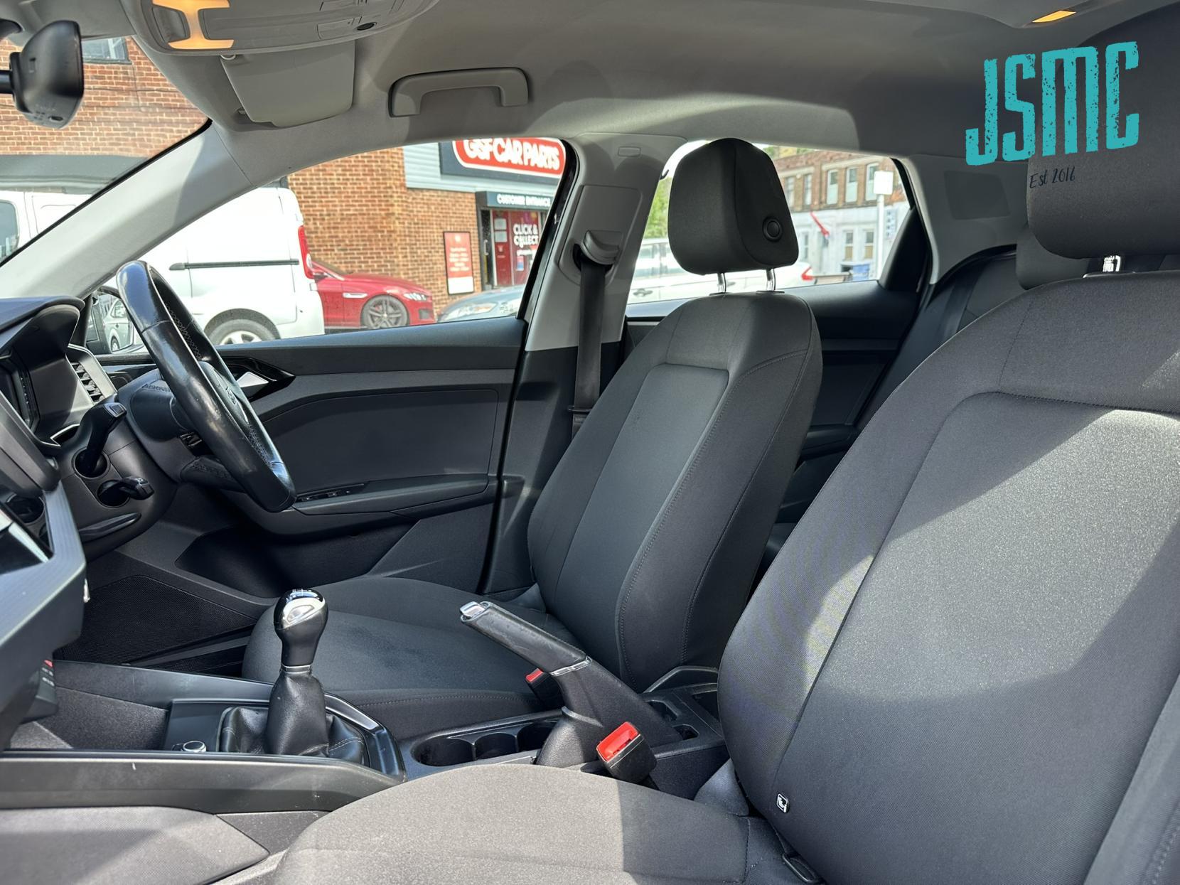 Audi A1 1.0 TFSI 25 Technik Sportback 5dr Petrol Manual Euro 6 (s/s) (95 ps)