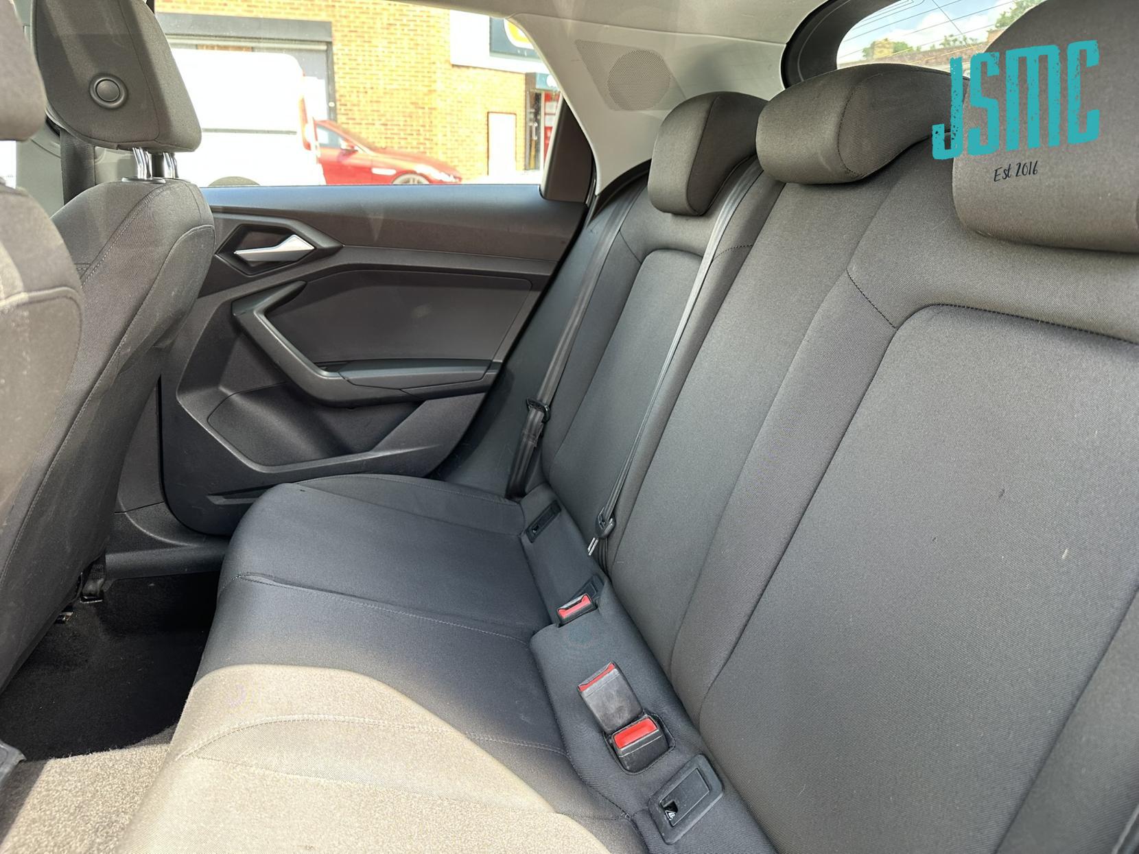 Audi A1 1.0 TFSI 25 Technik Sportback 5dr Petrol Manual Euro 6 (s/s) (95 ps)