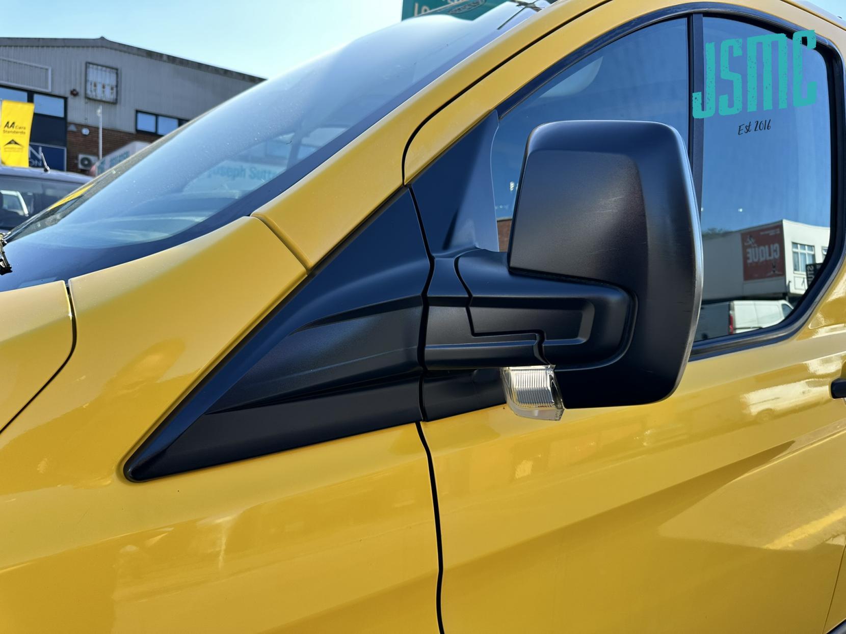 Ford Transit Custom 2.0 TDCi 340 Panel Van 5dr Diesel Manual L1 H1 (172 g/km, 128 bhp)