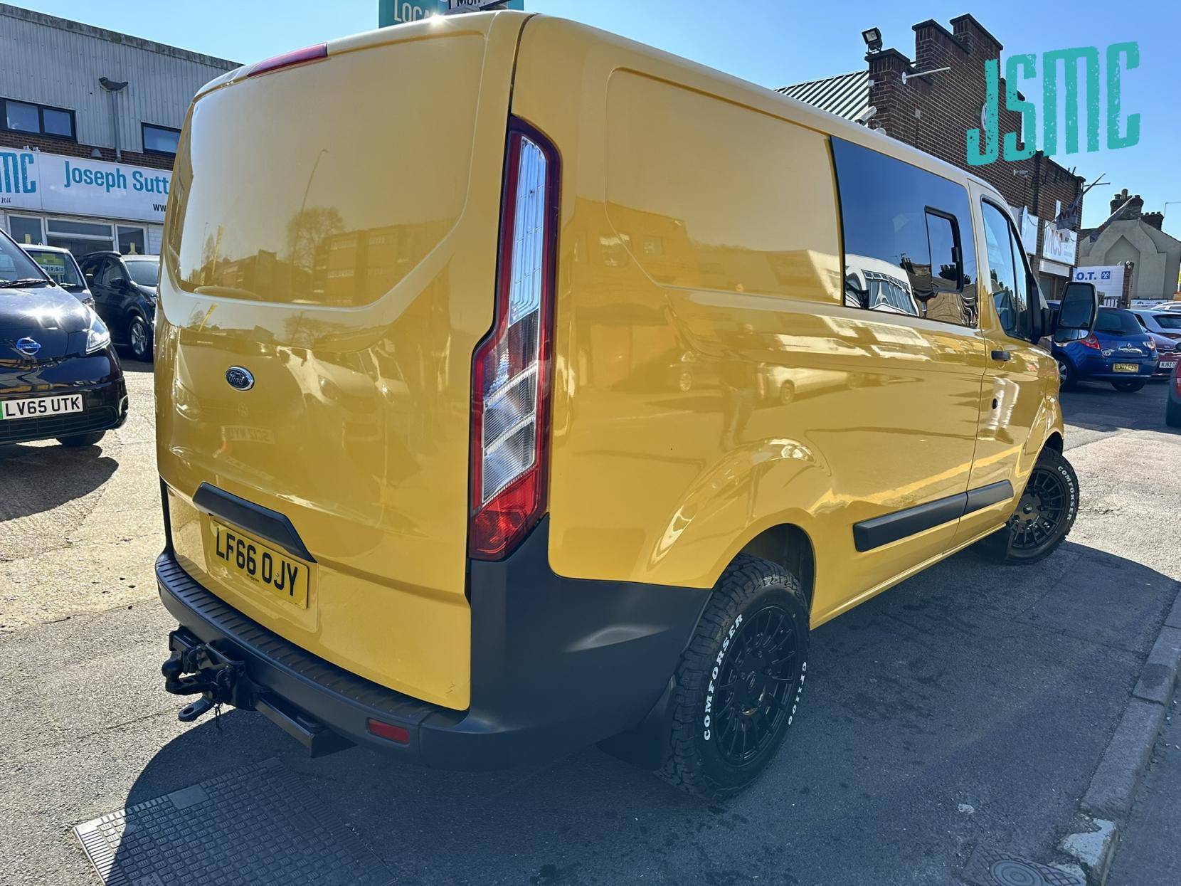 Ford Transit Custom 2.0 TDCi 340 Panel Van 5dr Diesel Manual L1 H1 (172 g/km, 128 bhp)